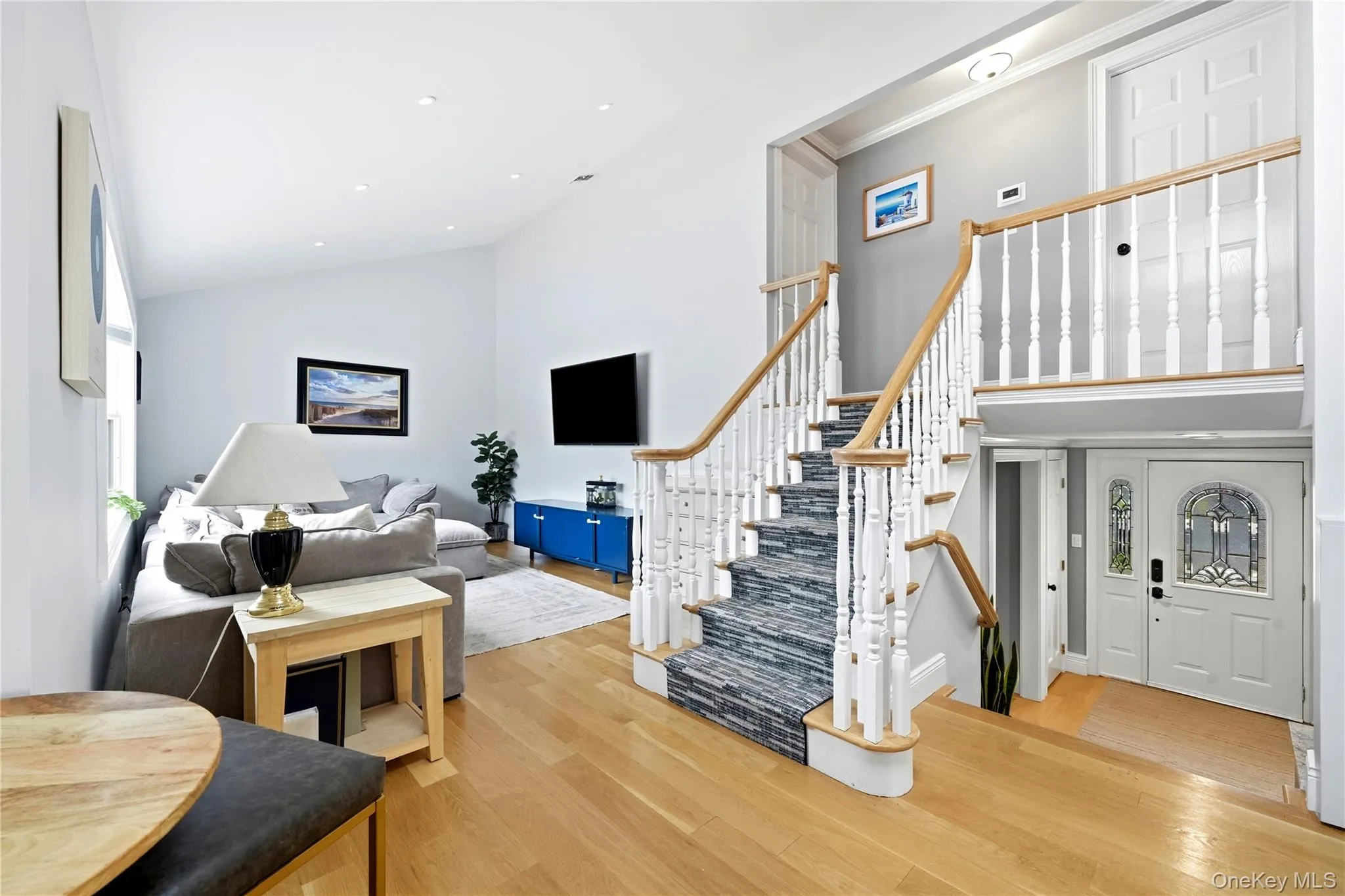 195 Utica Avenue, Oyster Bay, NY, 3 Bedrooms Bedrooms, 7 Rooms Rooms,1 BathroomBathrooms,Residential,For Rent,Utica,0,1049662 195 Utica Avenue, Oyster Bay, NY, 3 Bedrooms Bedrooms, 7 Rooms Rooms,1 BathroomBathrooms,Residential,For Rent,Utica,0,1049662