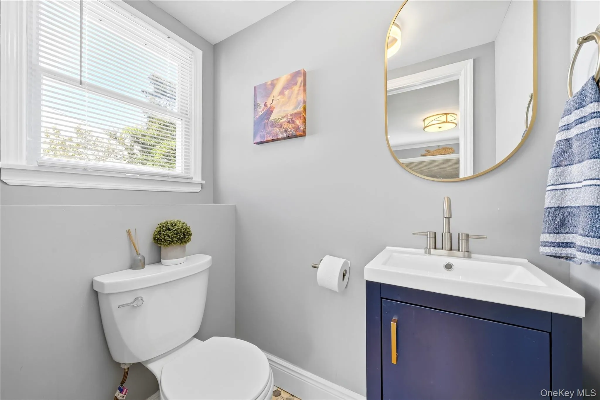 195 Utica Avenue, Oyster Bay, NY, 3 Bedrooms Bedrooms, 7 Rooms Rooms,1 BathroomBathrooms,Residential,For Rent,Utica,0,1049662 195 Utica Avenue, Oyster Bay, NY, 3 Bedrooms Bedrooms, 7 Rooms Rooms,1 BathroomBathrooms,Residential,For Rent,Utica,0,1049662