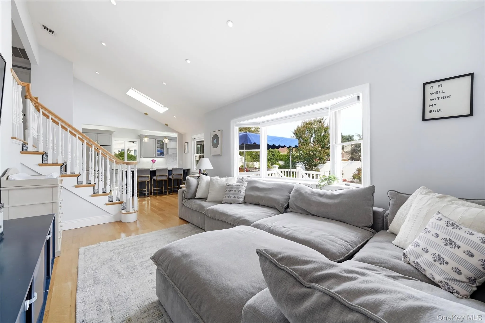 195 Utica Avenue, Oyster Bay, NY, 3 Bedrooms Bedrooms, 7 Rooms Rooms,1 BathroomBathrooms,Residential,For Rent,Utica,0,1049662 195 Utica Avenue, Oyster Bay, NY, 3 Bedrooms Bedrooms, 7 Rooms Rooms,1 BathroomBathrooms,Residential,For Rent,Utica,0,1049662