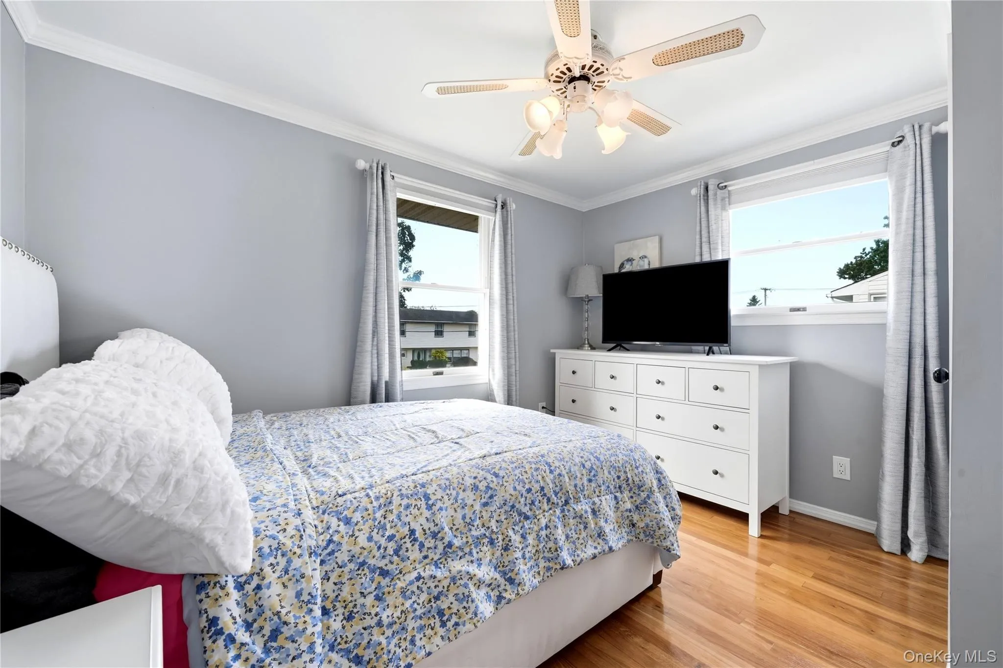 195 Utica Avenue, Oyster Bay, NY, 3 Bedrooms Bedrooms, 7 Rooms Rooms,1 BathroomBathrooms,Residential,For Rent,Utica,0,1049662 195 Utica Avenue, Oyster Bay, NY, 3 Bedrooms Bedrooms, 7 Rooms Rooms,1 BathroomBathrooms,Residential,For Rent,Utica,0,1049662