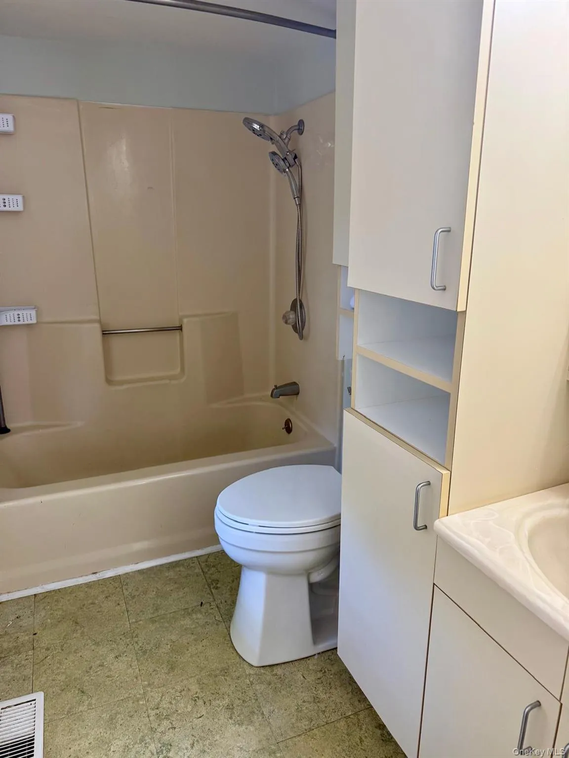 257 Orange Avenue, Montgomery, NY, 2 Bedrooms Bedrooms, 5 Rooms Rooms,1 BathroomBathrooms,Residential,For Rent,Orange,0,1049667 257 Orange Avenue, Montgomery, NY, 2 Bedrooms Bedrooms, 5 Rooms Rooms,1 BathroomBathrooms,Residential,For Rent,Orange,0,1049667