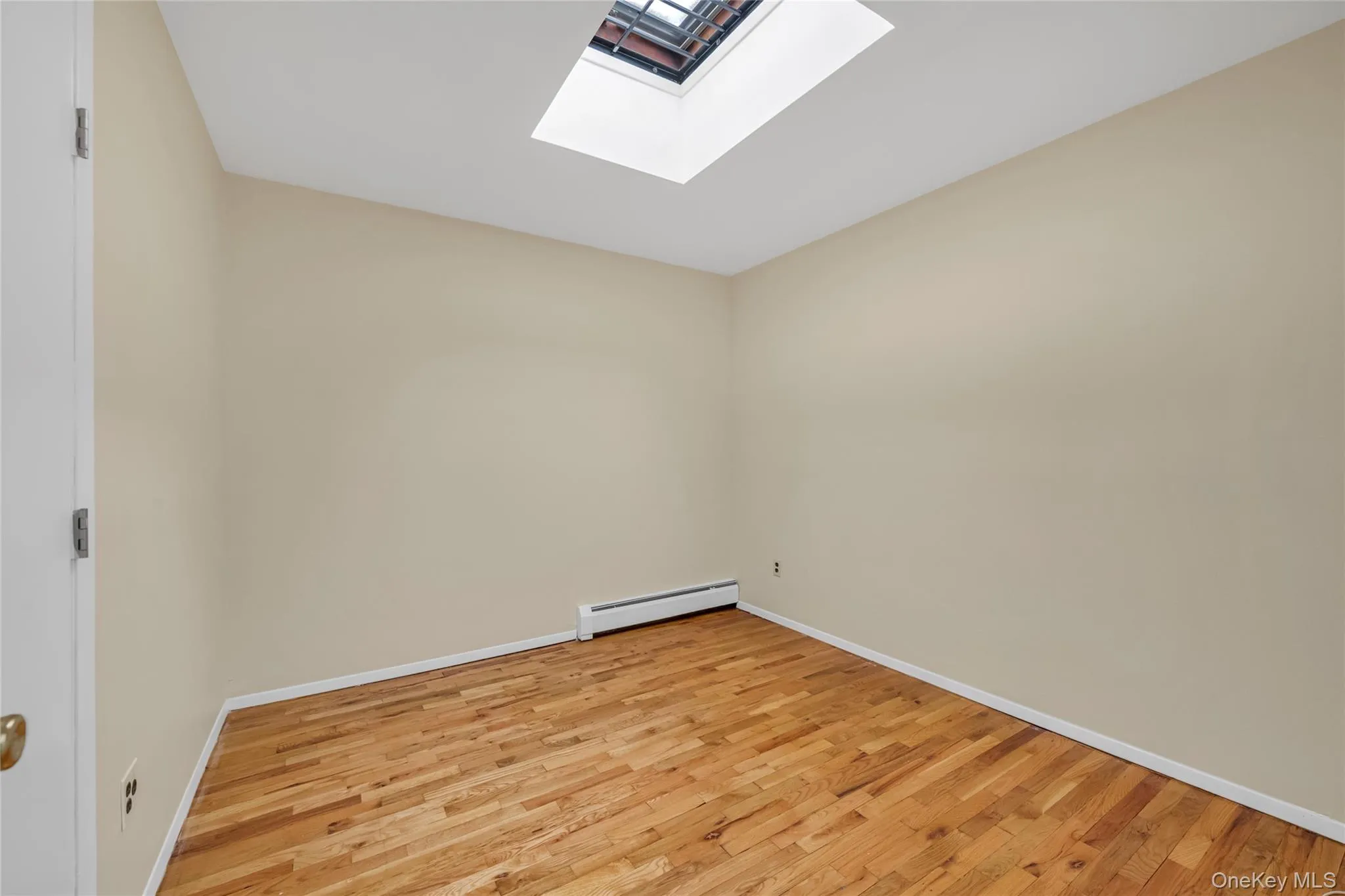 220-30 64th Avenue, New York, NY, 3 Bedrooms Bedrooms, 10 Rooms Rooms,2 BathroomsBathrooms,Residential,For Rent,64th,0,1049670 220-30 64th Avenue, New York, NY, 3 Bedrooms Bedrooms, 10 Rooms Rooms,2 BathroomsBathrooms,Residential,For Rent,64th,0,1049670