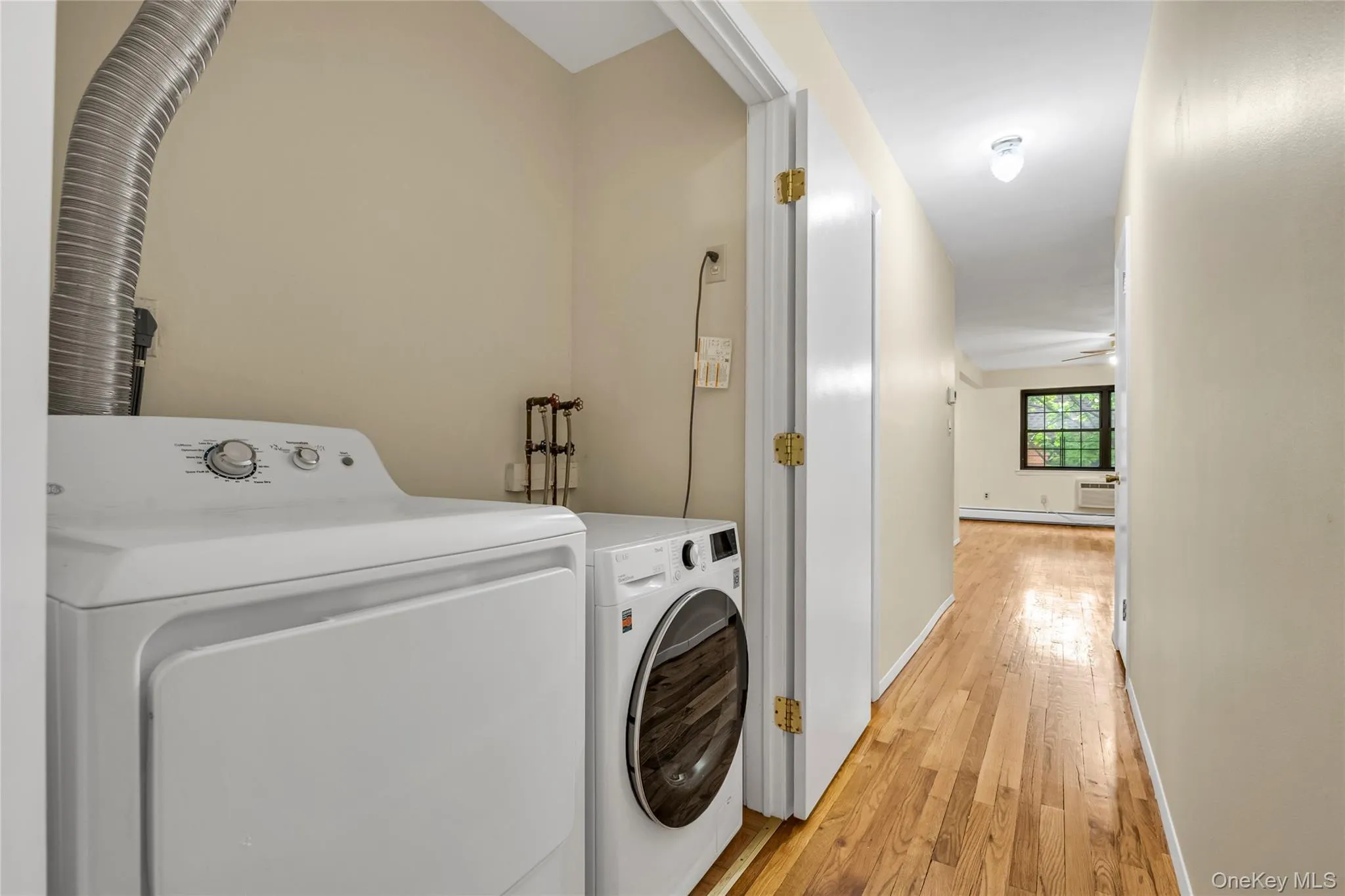 220-30 64th Avenue, New York, NY, 3 Bedrooms Bedrooms, 10 Rooms Rooms,2 BathroomsBathrooms,Residential,For Rent,64th,0,1049670 220-30 64th Avenue, New York, NY, 3 Bedrooms Bedrooms, 10 Rooms Rooms,2 BathroomsBathrooms,Residential,For Rent,64th,0,1049670