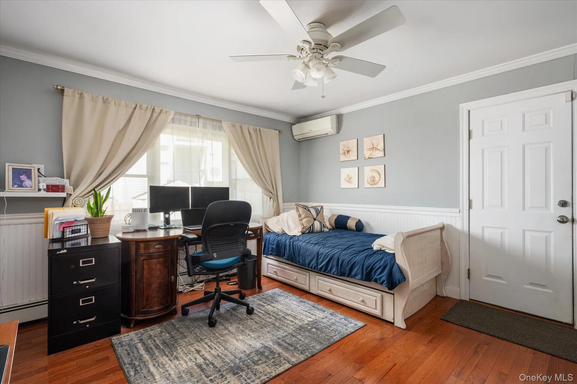 15 Lincoln Avenue, Oyster Bay, NY, 3 Bedrooms Bedrooms, 6 Rooms Rooms,2 BathroomsBathrooms,Residential,For Rent,Lincoln,0,1049673 15 Lincoln Avenue, Oyster Bay, NY, 3 Bedrooms Bedrooms, 6 Rooms Rooms,2 BathroomsBathrooms,Residential,For Rent,Lincoln,0,1049673