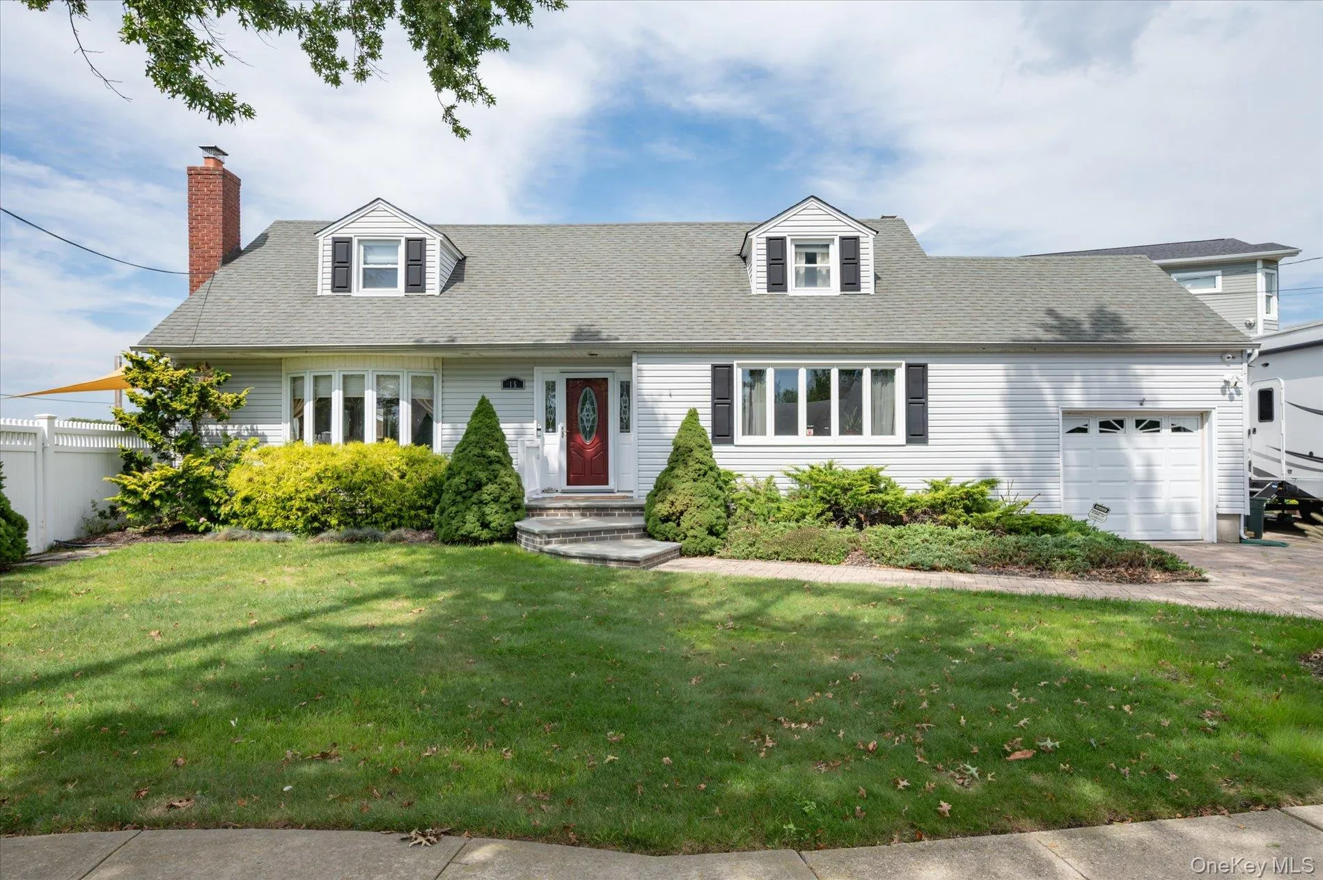 15 Lincoln Avenue, Oyster Bay, NY, 3 Bedrooms Bedrooms, 6 Rooms Rooms,2 BathroomsBathrooms,Residential,For Rent,Lincoln,0,1049673 15 Lincoln Avenue, Oyster Bay, NY, 3 Bedrooms Bedrooms, 6 Rooms Rooms,2 BathroomsBathrooms,Residential,For Rent,Lincoln,0,1049673