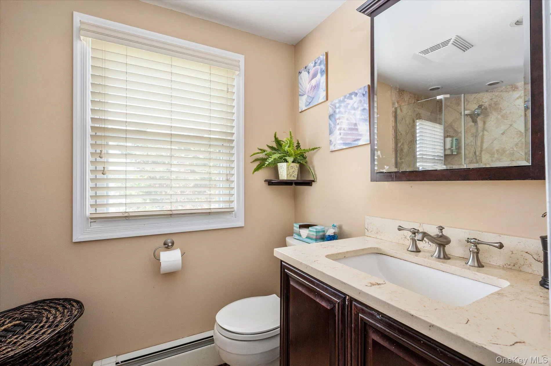 15 Lincoln Avenue, Oyster Bay, NY, 3 Bedrooms Bedrooms, 6 Rooms Rooms,2 BathroomsBathrooms,Residential,For Rent,Lincoln,0,1049673 15 Lincoln Avenue, Oyster Bay, NY, 3 Bedrooms Bedrooms, 6 Rooms Rooms,2 BathroomsBathrooms,Residential,For Rent,Lincoln,0,1049673