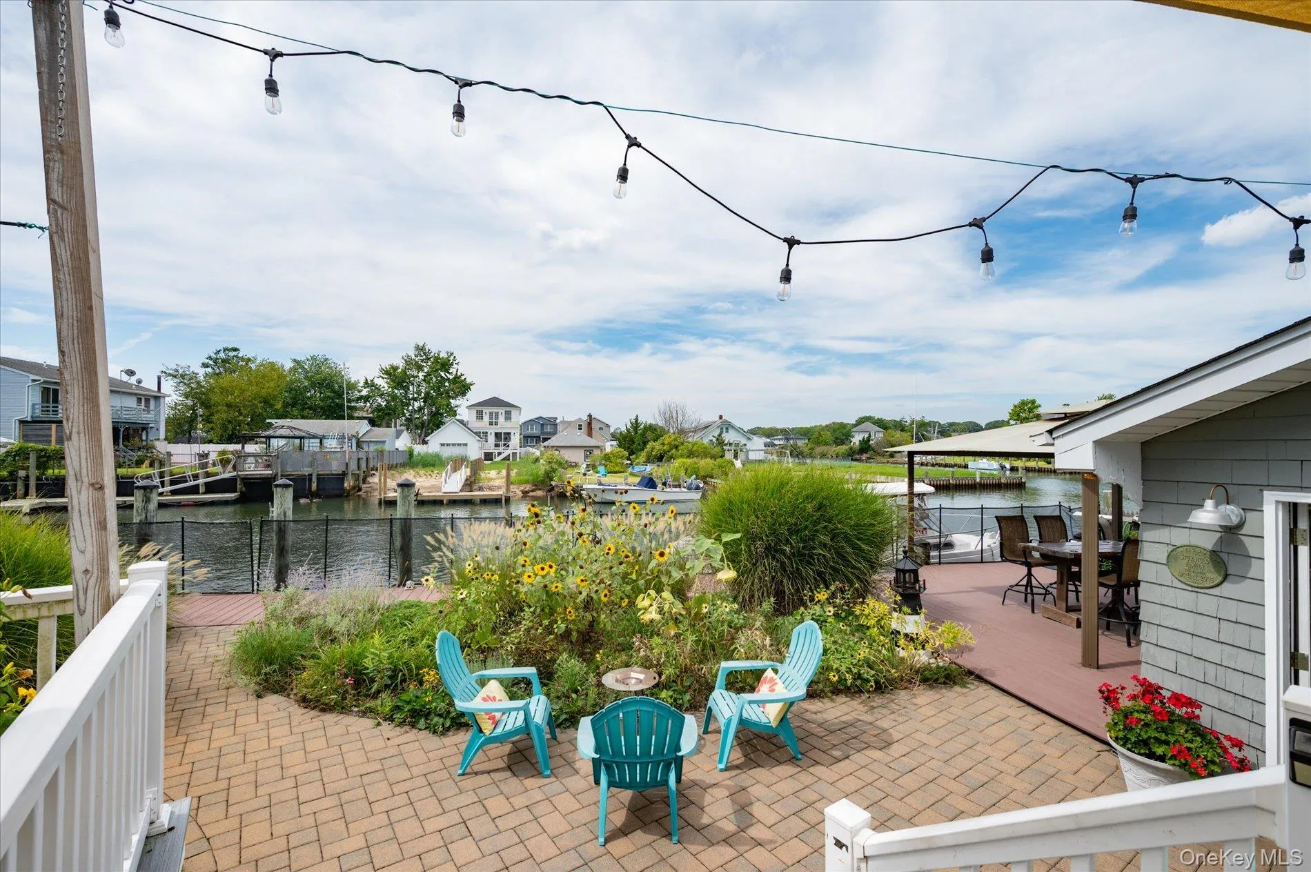 15 Lincoln Avenue, Oyster Bay, NY, 3 Bedrooms Bedrooms, 6 Rooms Rooms,2 BathroomsBathrooms,Residential,For Rent,Lincoln,0,1049673 15 Lincoln Avenue, Oyster Bay, NY, 3 Bedrooms Bedrooms, 6 Rooms Rooms,2 BathroomsBathrooms,Residential,For Rent,Lincoln,0,1049673