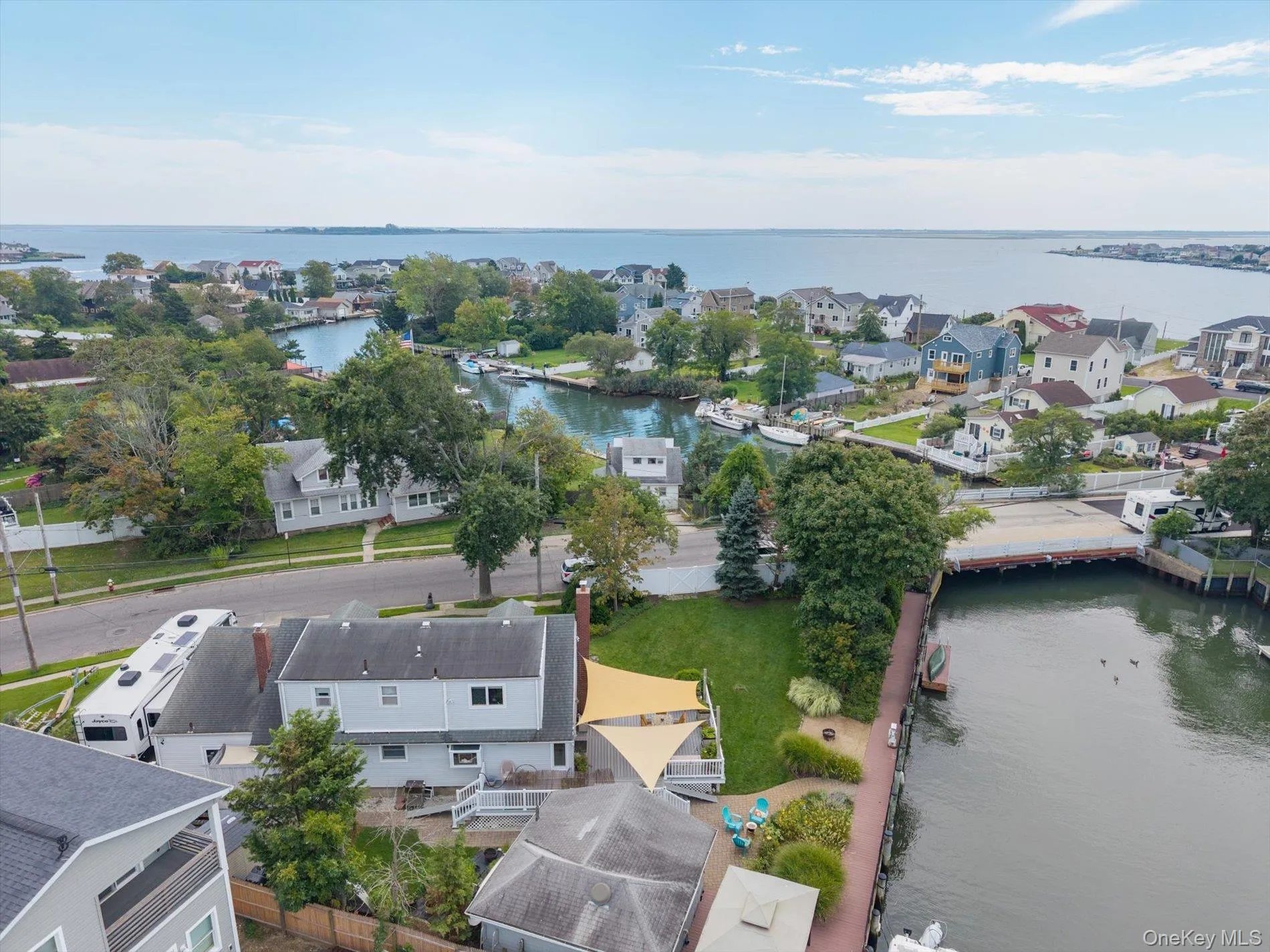 15 Lincoln Avenue, Oyster Bay, NY, 3 Bedrooms Bedrooms, 6 Rooms Rooms,2 BathroomsBathrooms,Residential,For Rent,Lincoln,0,1049673 15 Lincoln Avenue, Oyster Bay, NY, 3 Bedrooms Bedrooms, 6 Rooms Rooms,2 BathroomsBathrooms,Residential,For Rent,Lincoln,0,1049673