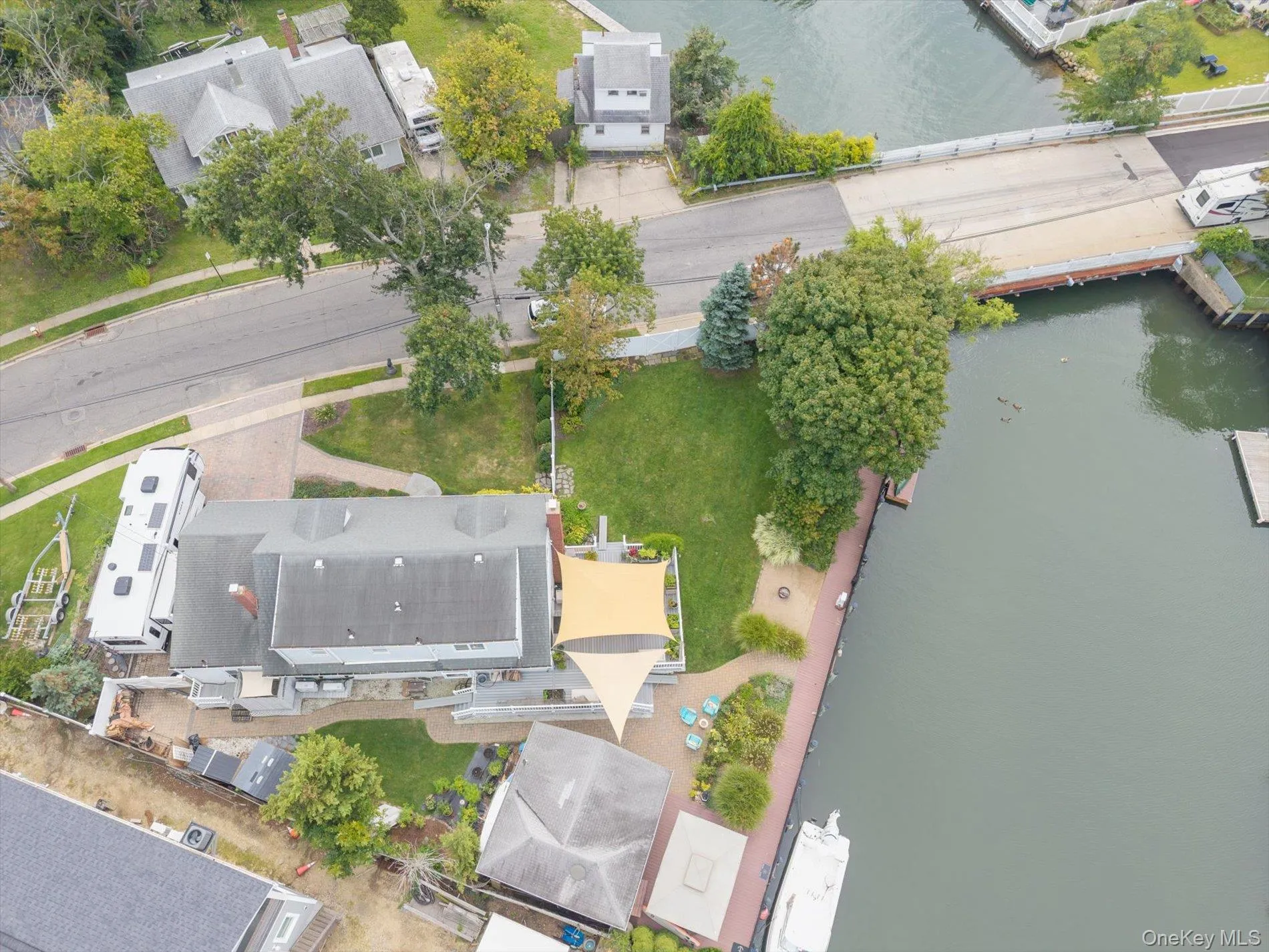 15 Lincoln Avenue, Oyster Bay, NY, 3 Bedrooms Bedrooms, 6 Rooms Rooms,2 BathroomsBathrooms,Residential,For Rent,Lincoln,0,1049673 15 Lincoln Avenue, Oyster Bay, NY, 3 Bedrooms Bedrooms, 6 Rooms Rooms,2 BathroomsBathrooms,Residential,For Rent,Lincoln,0,1049673