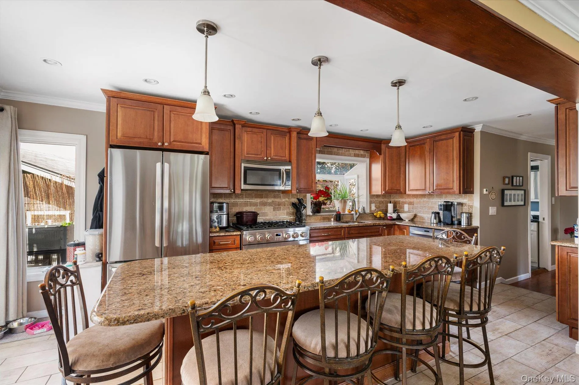 15 Lincoln Avenue, Oyster Bay, NY, 3 Bedrooms Bedrooms, 6 Rooms Rooms,2 BathroomsBathrooms,Residential,For Rent,Lincoln,0,1049673 15 Lincoln Avenue, Oyster Bay, NY, 3 Bedrooms Bedrooms, 6 Rooms Rooms,2 BathroomsBathrooms,Residential,For Rent,Lincoln,0,1049673