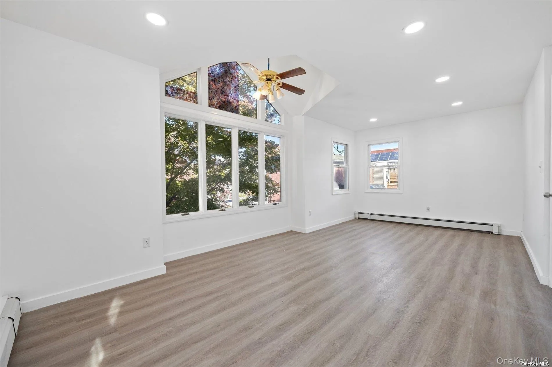 6626 53rd Road, New York, NY, 4 Bedrooms Bedrooms, 10 Rooms Rooms,3 BathroomsBathrooms,Residential,For Rent,53rd,0,1049677 6626 53rd Road, New York, NY, 4 Bedrooms Bedrooms, 10 Rooms Rooms,3 BathroomsBathrooms,Residential,For Rent,53rd,0,1049677
