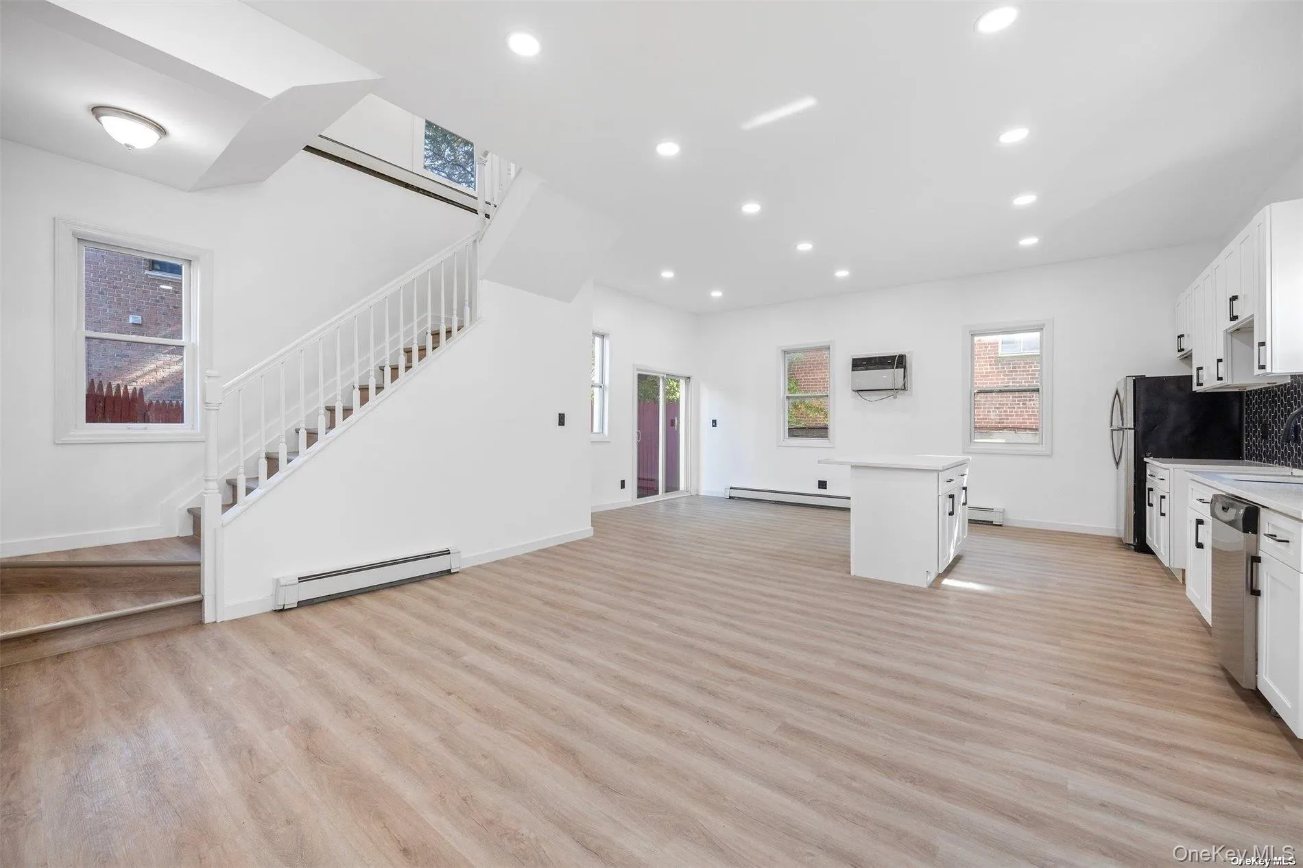 6626 53rd Road, New York, NY, 4 Bedrooms Bedrooms, 10 Rooms Rooms,3 BathroomsBathrooms,Residential,For Rent,53rd,0,1049677 6626 53rd Road, New York, NY, 4 Bedrooms Bedrooms, 10 Rooms Rooms,3 BathroomsBathrooms,Residential,For Rent,53rd,0,1049677