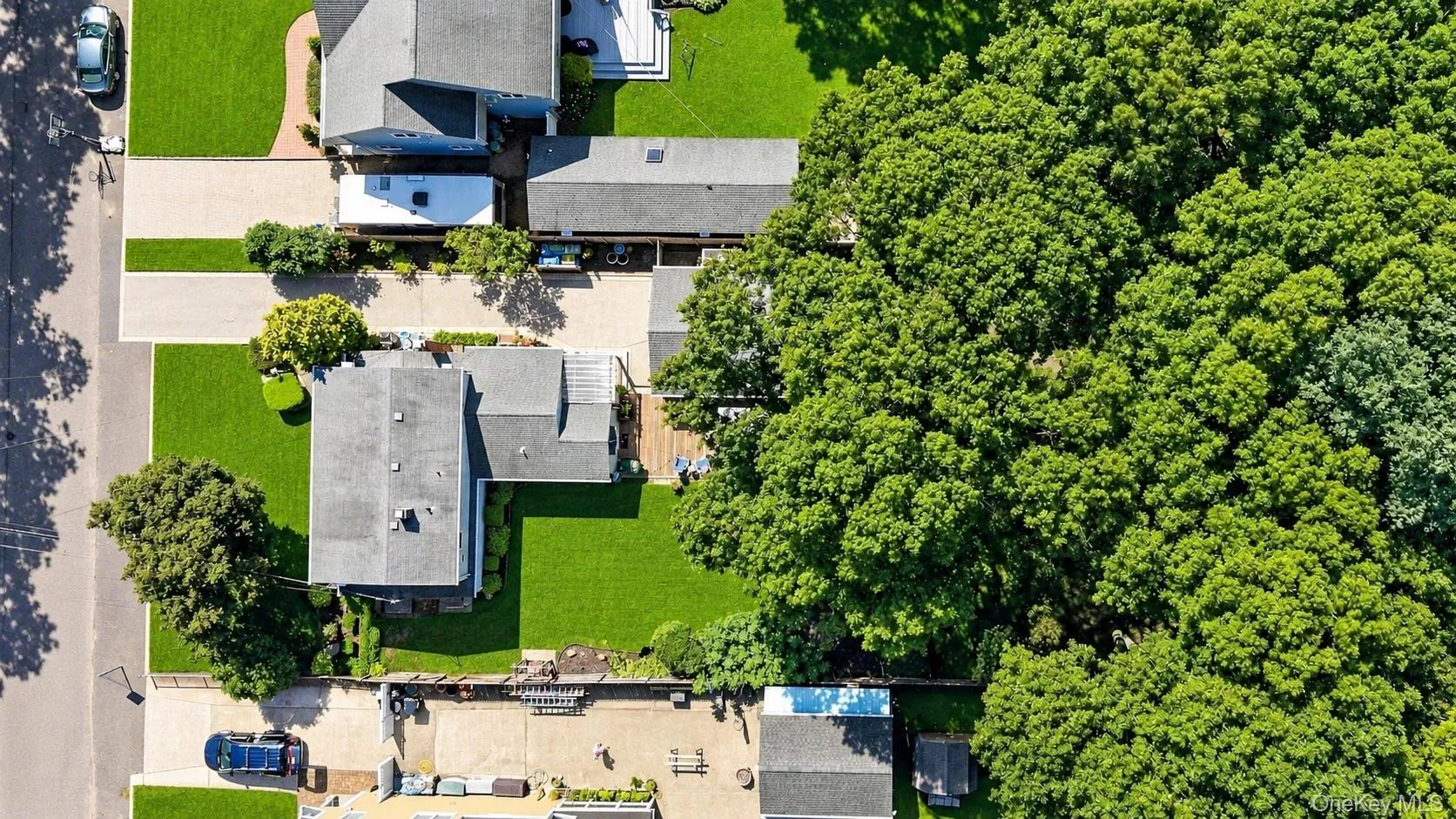 724 Sandra Avenue, Islip, NY, 5 Bedrooms Bedrooms, 11 Rooms Rooms,2 BathroomsBathrooms,Residential,For Rent,Sandra,0,1049682 724 Sandra Avenue, Islip, NY, 5 Bedrooms Bedrooms, 11 Rooms Rooms,2 BathroomsBathrooms,Residential,For Rent,Sandra,0,1049682