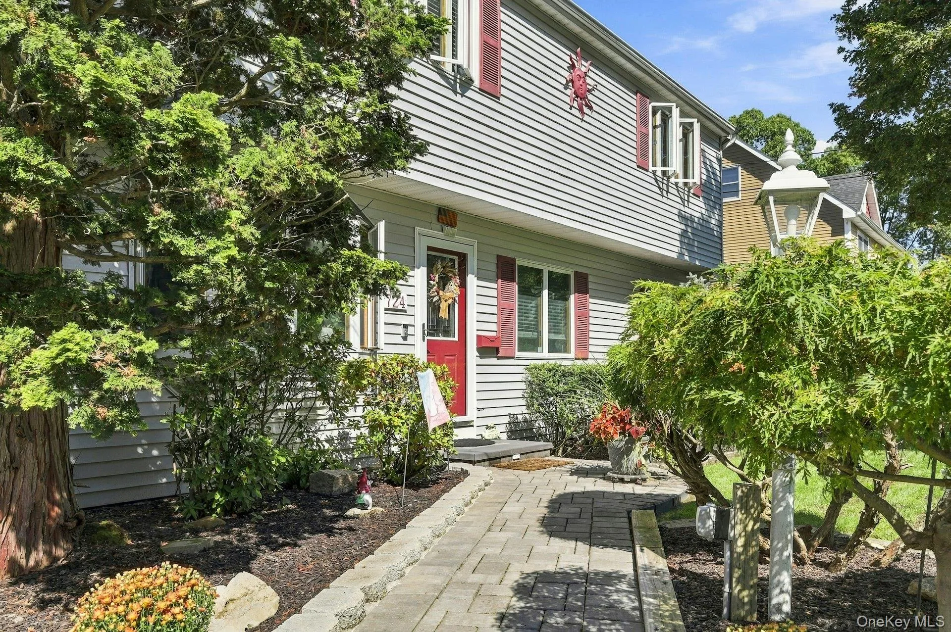 724 Sandra Avenue, Islip, NY, 5 Bedrooms Bedrooms, 11 Rooms Rooms,2 BathroomsBathrooms,Residential,For Rent,Sandra,0,1049682 724 Sandra Avenue, Islip, NY, 5 Bedrooms Bedrooms, 11 Rooms Rooms,2 BathroomsBathrooms,Residential,For Rent,Sandra,0,1049682
