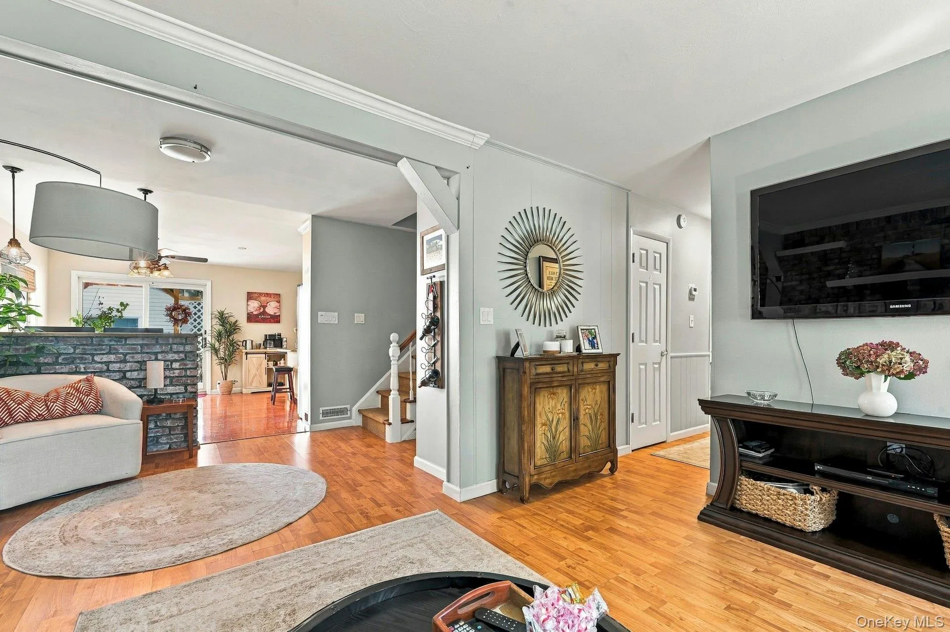 724 Sandra Avenue, Islip, NY, 5 Bedrooms Bedrooms, 11 Rooms Rooms,2 BathroomsBathrooms,Residential,For Rent,Sandra,0,1049682 724 Sandra Avenue, Islip, NY, 5 Bedrooms Bedrooms, 11 Rooms Rooms,2 BathroomsBathrooms,Residential,For Rent,Sandra,0,1049682