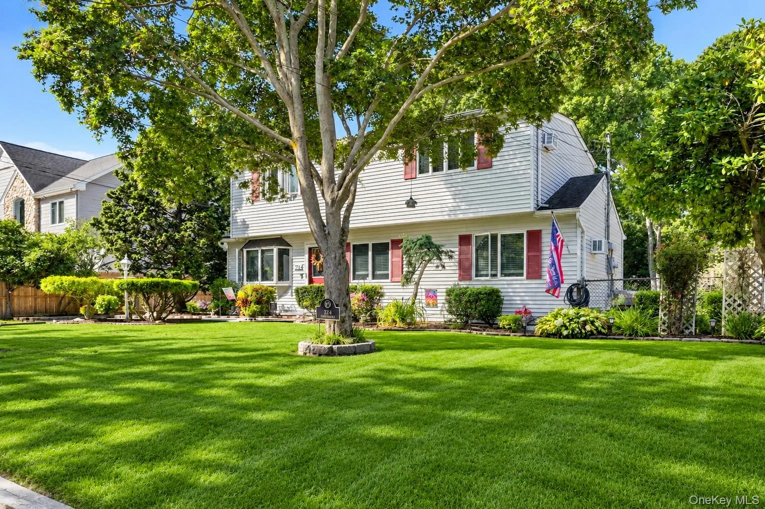 724 Sandra Avenue, Islip, NY, 5 Bedrooms Bedrooms, 11 Rooms Rooms,2 BathroomsBathrooms,Residential,For Rent,Sandra,0,1049682 724 Sandra Avenue, Islip, NY, 5 Bedrooms Bedrooms, 11 Rooms Rooms,2 BathroomsBathrooms,Residential,For Rent,Sandra,0,1049682