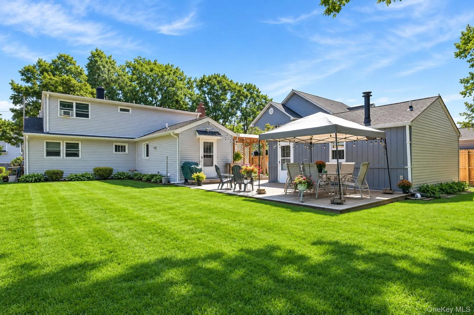 724 Sandra Avenue, Islip, NY, 5 Bedrooms Bedrooms, 11 Rooms Rooms,2 BathroomsBathrooms,Residential,For Rent,Sandra,0,1049682 724 Sandra Avenue, Islip, NY, 5 Bedrooms Bedrooms, 11 Rooms Rooms,2 BathroomsBathrooms,Residential,For Rent,Sandra,0,1049682