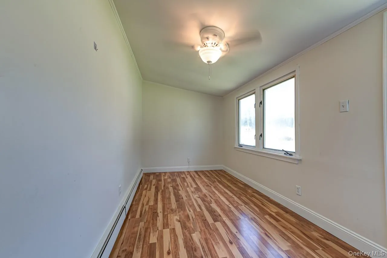 67 Joseph Place, Smithtown, NY, 1 Bedroom Bedrooms, 4 Rooms Rooms,1 BathroomBathrooms,Residential,For Rent,Joseph,0,1049686 67 Joseph Place, Smithtown, NY, 1 Bedroom Bedrooms, 4 Rooms Rooms,1 BathroomBathrooms,Residential,For Rent,Joseph,0,1049686