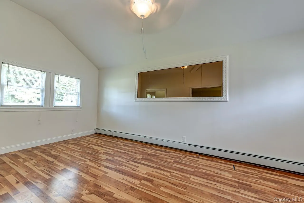 67 Joseph Place, Smithtown, NY, 1 Bedroom Bedrooms, 4 Rooms Rooms,1 BathroomBathrooms,Residential,For Rent,Joseph,0,1049686 67 Joseph Place, Smithtown, NY, 1 Bedroom Bedrooms, 4 Rooms Rooms,1 BathroomBathrooms,Residential,For Rent,Joseph,0,1049686