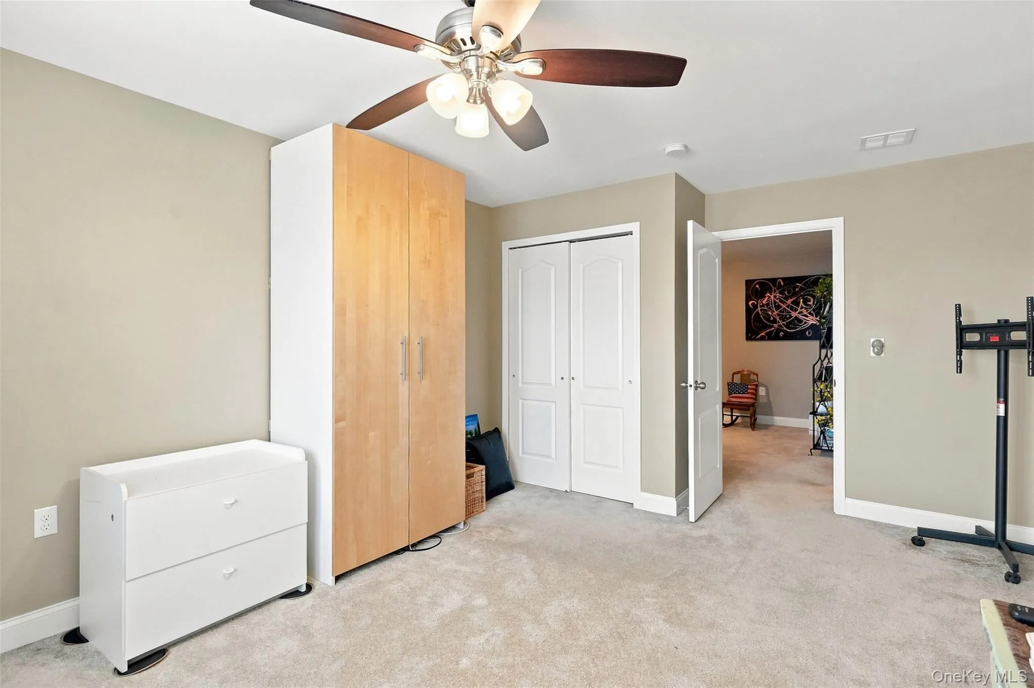 6 Cyprus Drive, Wallkill, NY, 2 Bedrooms Bedrooms, 7 Rooms Rooms,2 BathroomsBathrooms,Residential,For Rent,Cyprus,0,1049692 6 Cyprus Drive, Wallkill, NY, 2 Bedrooms Bedrooms, 7 Rooms Rooms,2 BathroomsBathrooms,Residential,For Rent,Cyprus,0,1049692