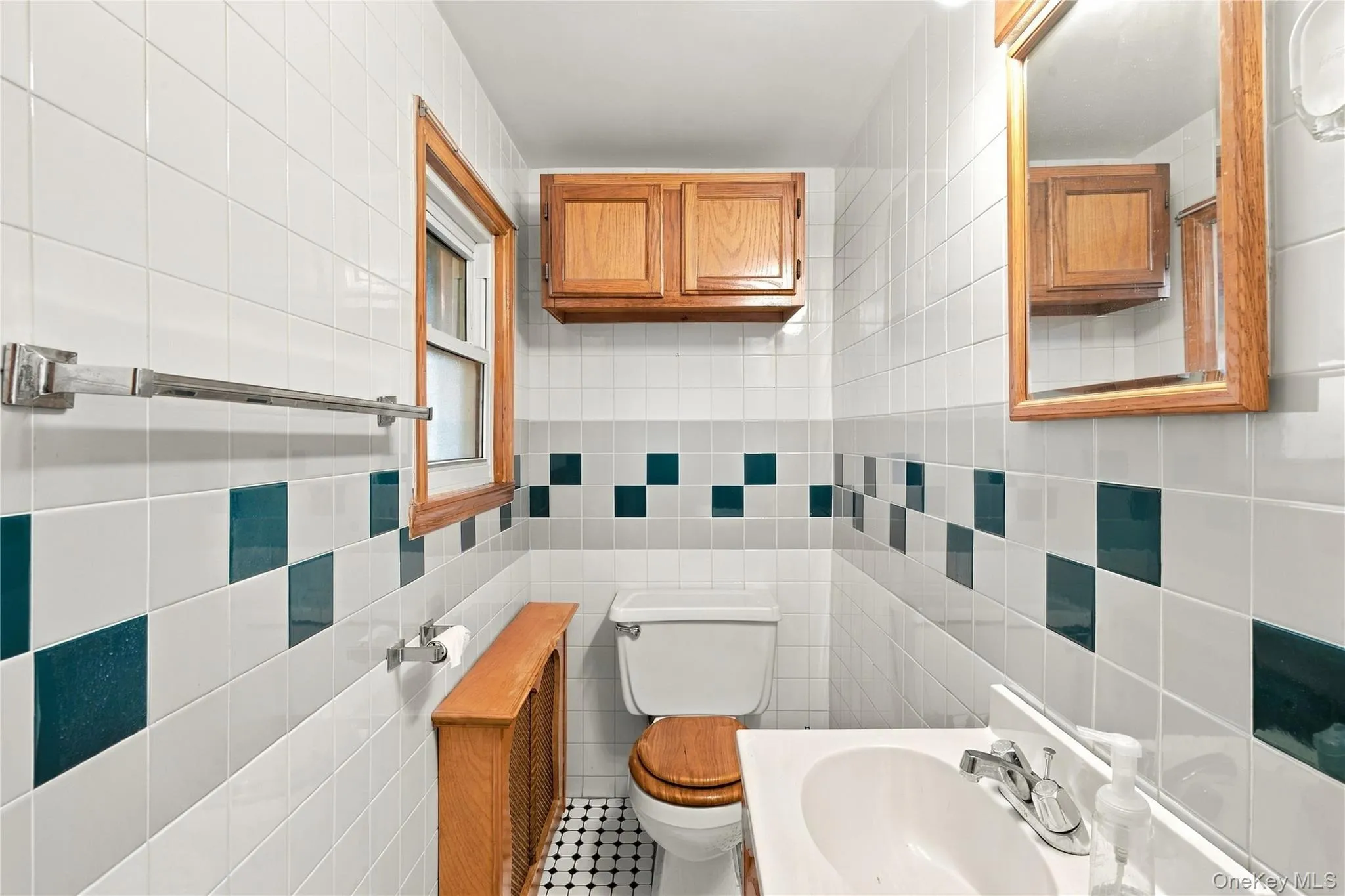 9413 108th Street, New York, NY, 3 Bedrooms Bedrooms, 8 Rooms Rooms,1 BathroomBathrooms,Residential,For Rent,108th,0,1049693 9413 108th Street, New York, NY, 3 Bedrooms Bedrooms, 8 Rooms Rooms,1 BathroomBathrooms,Residential,For Rent,108th,0,1049693
