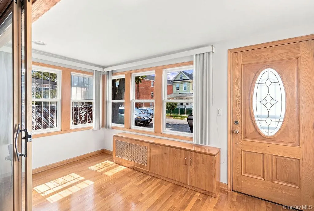 9413 108th Street, New York, NY, 3 Bedrooms Bedrooms, 8 Rooms Rooms,1 BathroomBathrooms,Residential,For Rent,108th,0,1049693 9413 108th Street, New York, NY, 3 Bedrooms Bedrooms, 8 Rooms Rooms,1 BathroomBathrooms,Residential,For Rent,108th,0,1049693
