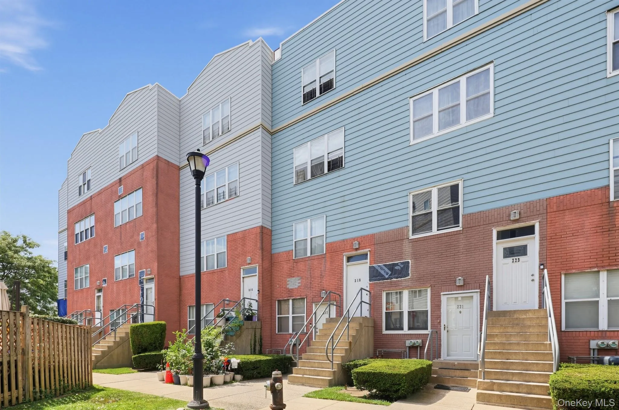219 Admiral Lane, New York, NY, 2 Bedrooms Bedrooms, 5 Rooms Rooms,1 BathroomBathrooms,Residential,For Rent,Admiral,0,1049700 219 Admiral Lane, New York, NY, 2 Bedrooms Bedrooms, 5 Rooms Rooms,1 BathroomBathrooms,Residential,For Rent,Admiral,0,1049700
