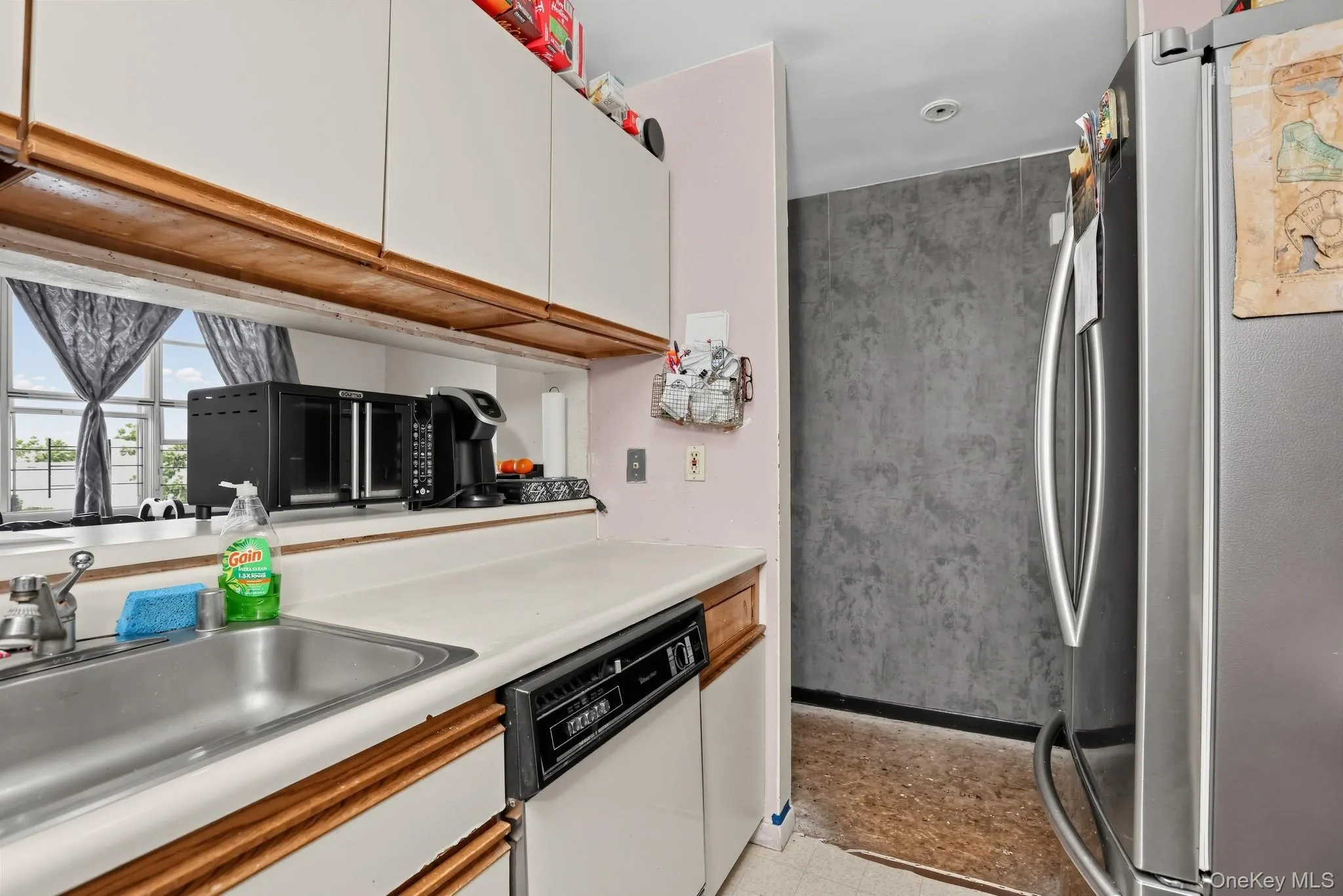 219 Admiral Lane, New York, NY, 2 Bedrooms Bedrooms, 5 Rooms Rooms,1 BathroomBathrooms,Residential,For Rent,Admiral,0,1049700 219 Admiral Lane, New York, NY, 2 Bedrooms Bedrooms, 5 Rooms Rooms,1 BathroomBathrooms,Residential,For Rent,Admiral,0,1049700