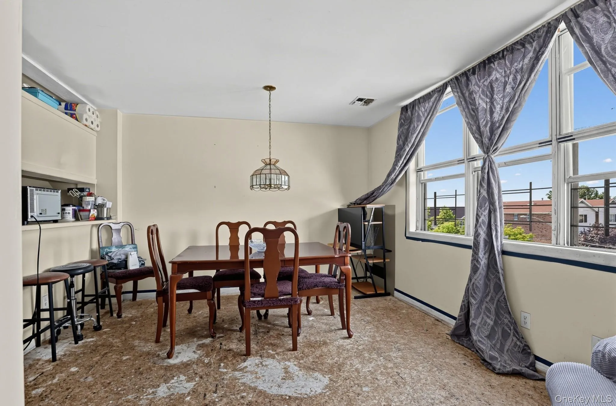 219 Admiral Lane, New York, NY, 2 Bedrooms Bedrooms, 5 Rooms Rooms,1 BathroomBathrooms,Residential,For Rent,Admiral,0,1049700 219 Admiral Lane, New York, NY, 2 Bedrooms Bedrooms, 5 Rooms Rooms,1 BathroomBathrooms,Residential,For Rent,Admiral,0,1049700