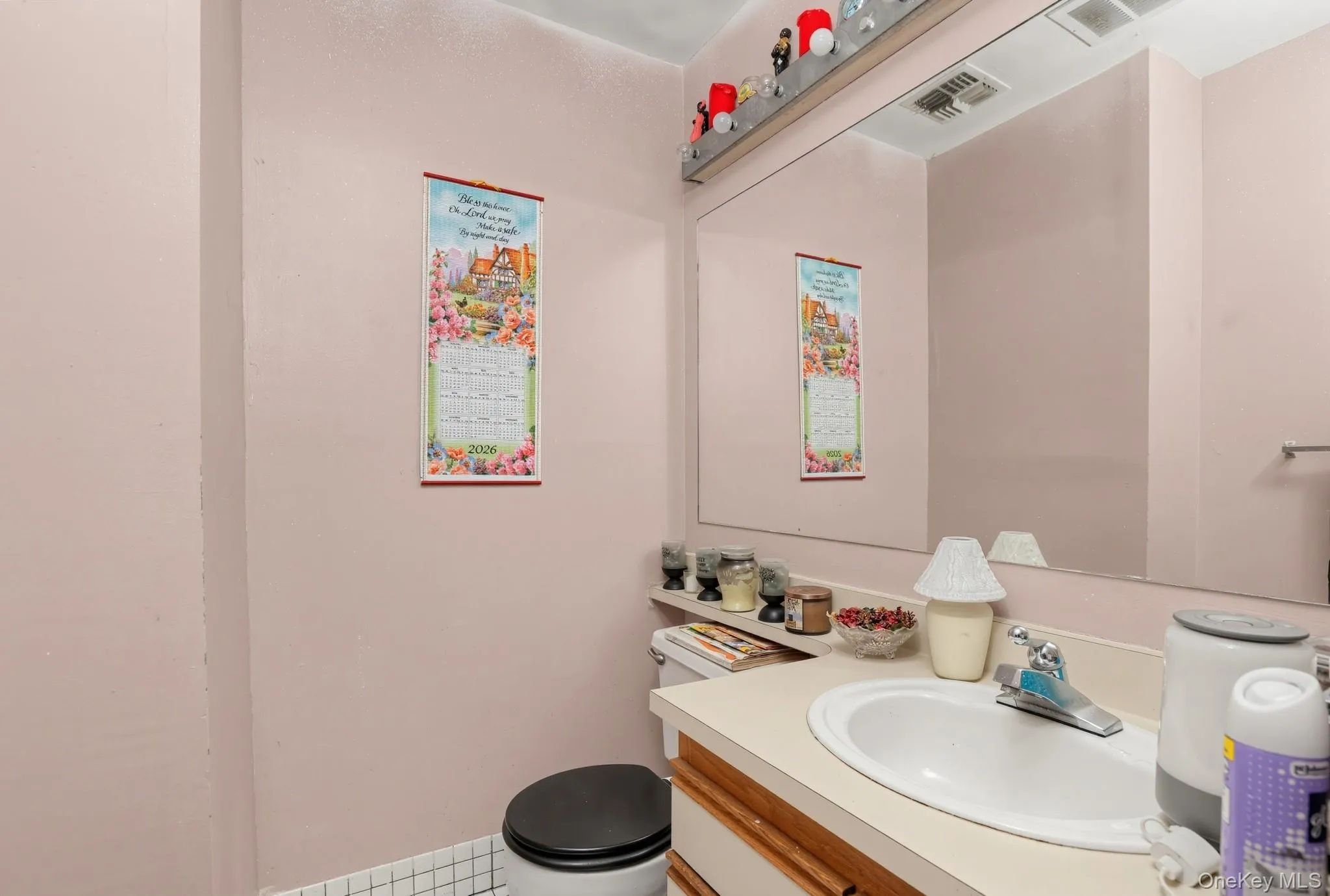 219 Admiral Lane, New York, NY, 2 Bedrooms Bedrooms, 5 Rooms Rooms,1 BathroomBathrooms,Residential,For Rent,Admiral,0,1049700 219 Admiral Lane, New York, NY, 2 Bedrooms Bedrooms, 5 Rooms Rooms,1 BathroomBathrooms,Residential,For Rent,Admiral,0,1049700