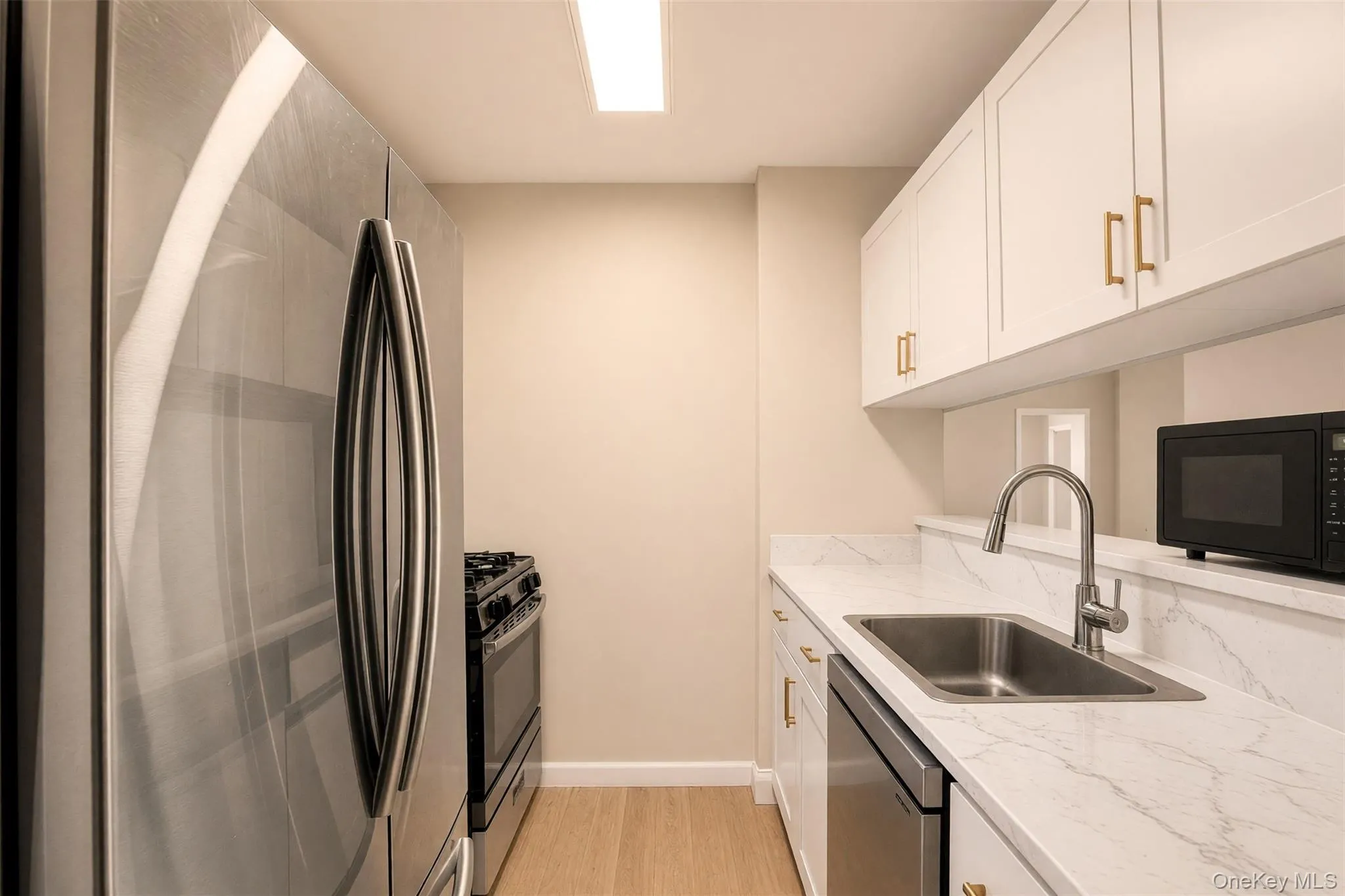 219 Admiral Lane, New York, NY, 2 Bedrooms Bedrooms, 5 Rooms Rooms,1 BathroomBathrooms,Residential,For Rent,Admiral,0,1049700 219 Admiral Lane, New York, NY, 2 Bedrooms Bedrooms, 5 Rooms Rooms,1 BathroomBathrooms,Residential,For Rent,Admiral,0,1049700