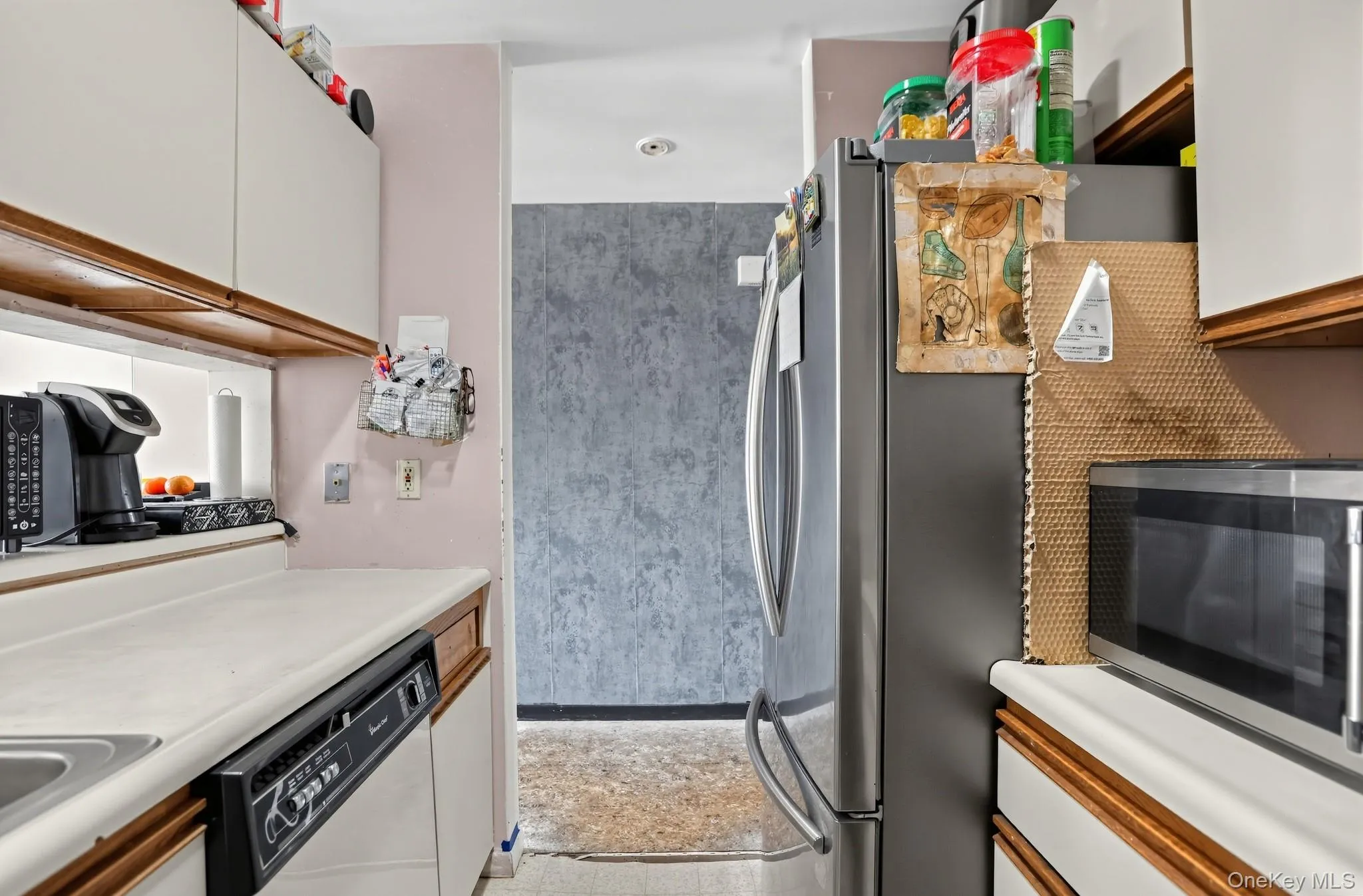 219 Admiral Lane, New York, NY, 2 Bedrooms Bedrooms, 5 Rooms Rooms,1 BathroomBathrooms,Residential,For Rent,Admiral,0,1049700 219 Admiral Lane, New York, NY, 2 Bedrooms Bedrooms, 5 Rooms Rooms,1 BathroomBathrooms,Residential,For Rent,Admiral,0,1049700