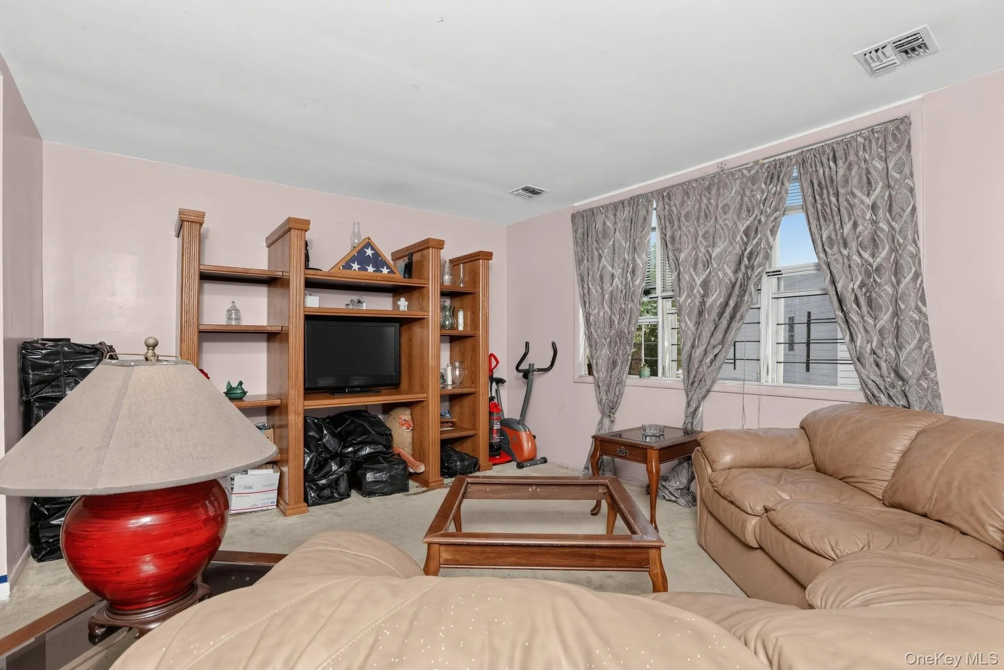 219 Admiral Lane, New York, NY, 2 Bedrooms Bedrooms, 5 Rooms Rooms,1 BathroomBathrooms,Residential,For Rent,Admiral,0,1049700 219 Admiral Lane, New York, NY, 2 Bedrooms Bedrooms, 5 Rooms Rooms,1 BathroomBathrooms,Residential,For Rent,Admiral,0,1049700