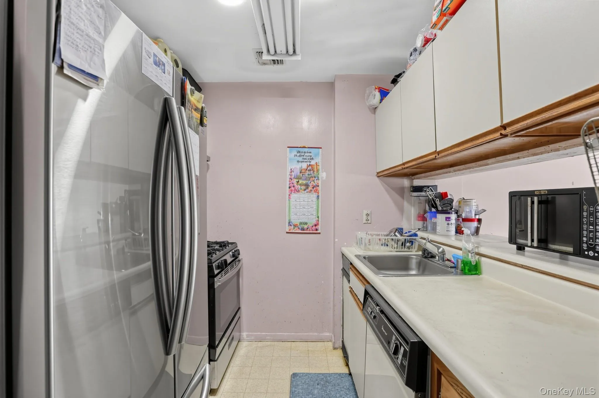 219 Admiral Lane, New York, NY, 2 Bedrooms Bedrooms, 5 Rooms Rooms,1 BathroomBathrooms,Residential,For Rent,Admiral,0,1049700 219 Admiral Lane, New York, NY, 2 Bedrooms Bedrooms, 5 Rooms Rooms,1 BathroomBathrooms,Residential,For Rent,Admiral,0,1049700