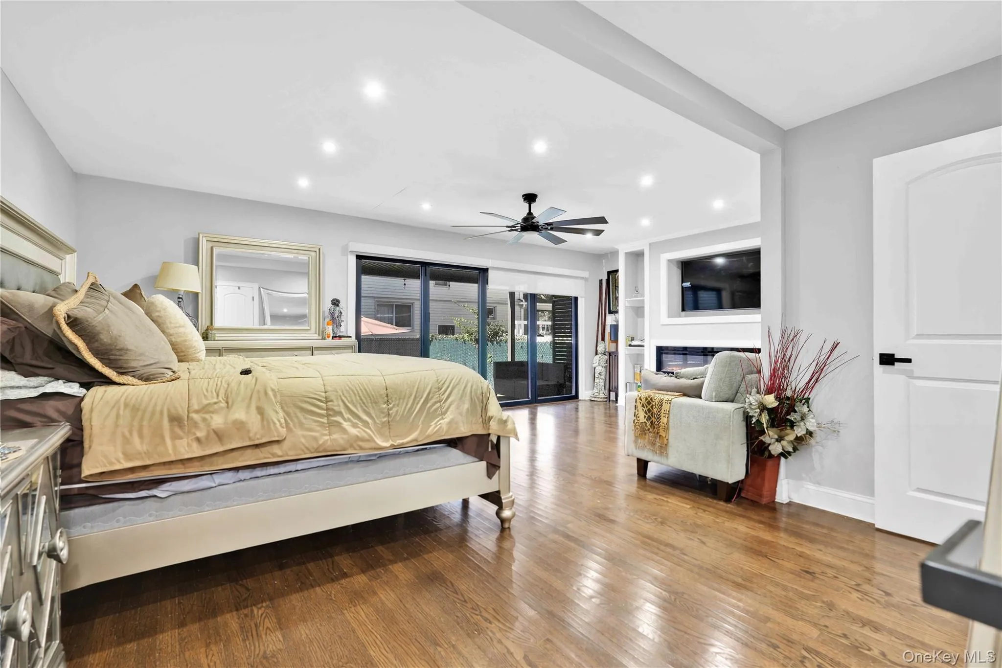 222-06 133rd Avenue, New York, NY, 4 Bedrooms Bedrooms, 8 Rooms Rooms,4 BathroomsBathrooms,Residential,For Rent,133rd,0,1049701 222-06 133rd Avenue, New York, NY, 4 Bedrooms Bedrooms, 8 Rooms Rooms,4 BathroomsBathrooms,Residential,For Rent,133rd,0,1049701