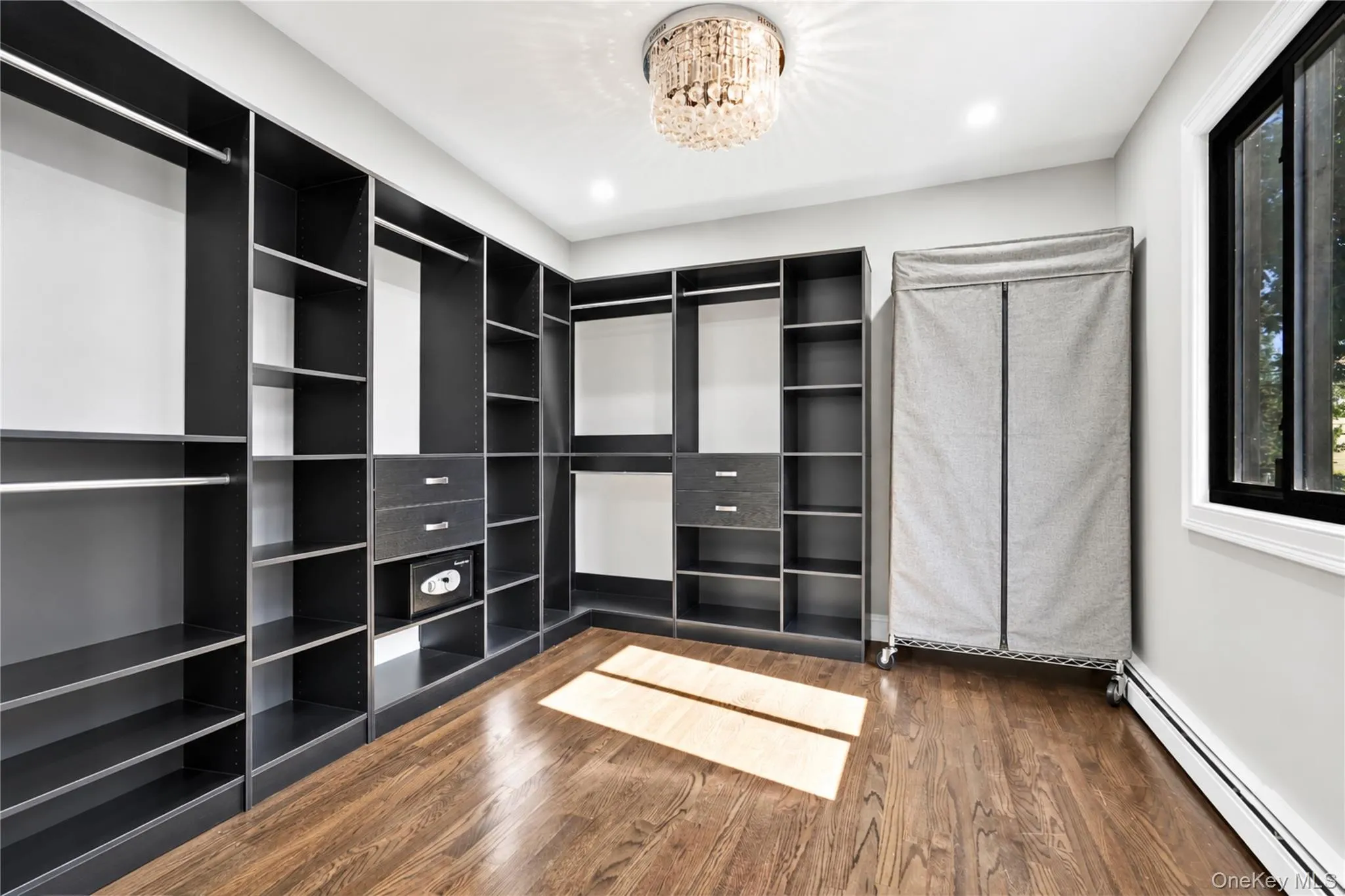 222-06 133rd Avenue, New York, NY, 4 Bedrooms Bedrooms, 8 Rooms Rooms,4 BathroomsBathrooms,Residential,For Rent,133rd,0,1049701 222-06 133rd Avenue, New York, NY, 4 Bedrooms Bedrooms, 8 Rooms Rooms,4 BathroomsBathrooms,Residential,For Rent,133rd,0,1049701