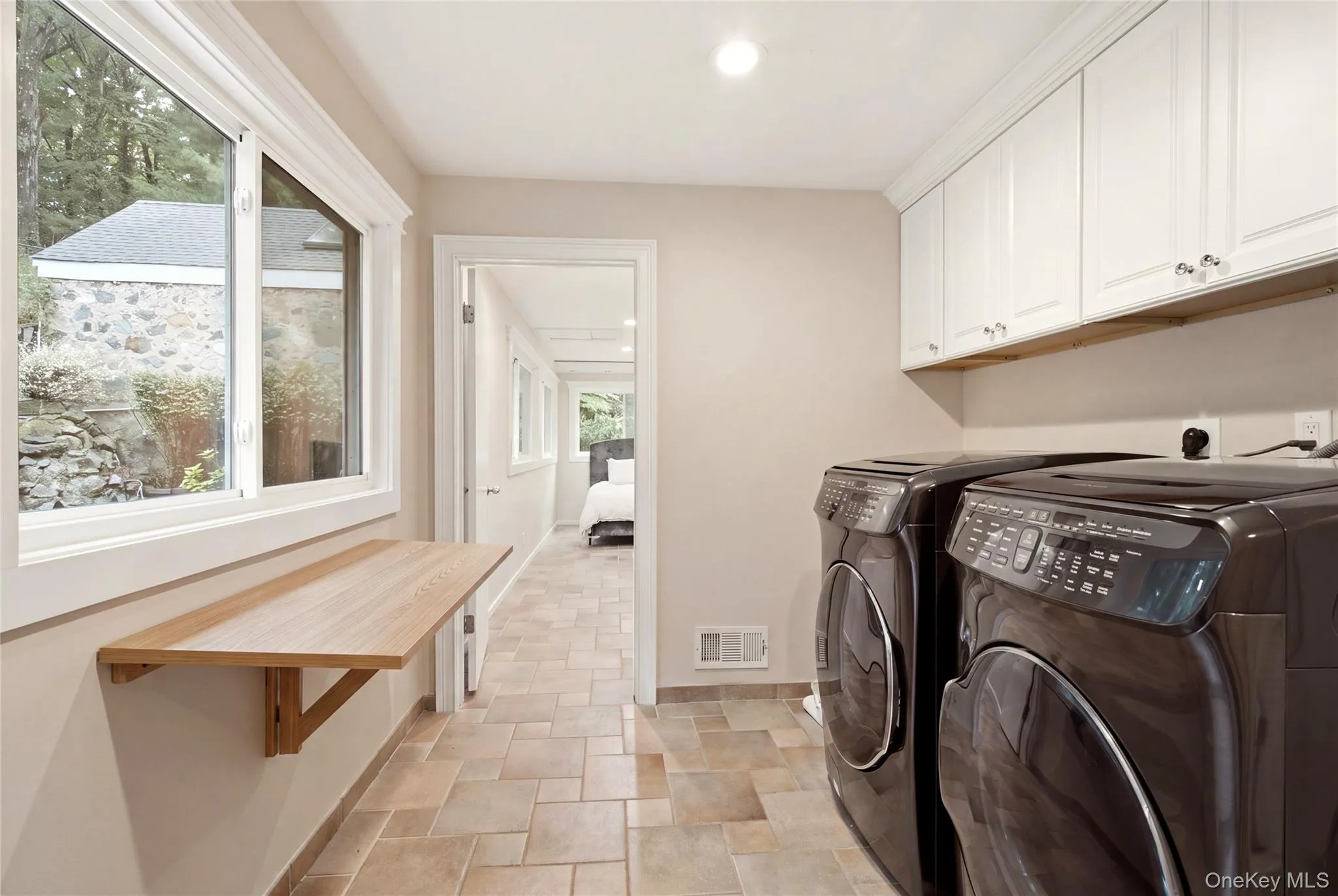 8 Target Rock Road, Huntington, NY, 5 Bedrooms Bedrooms, 9 Rooms Rooms,3 BathroomsBathrooms,Residential Lease,For Rent,Target Rock,0,1049703 8 Target Rock Road, Huntington, NY, 5 Bedrooms Bedrooms, 9 Rooms Rooms,3 BathroomsBathrooms,Residential Lease,For Rent,Target Rock,0,1049703