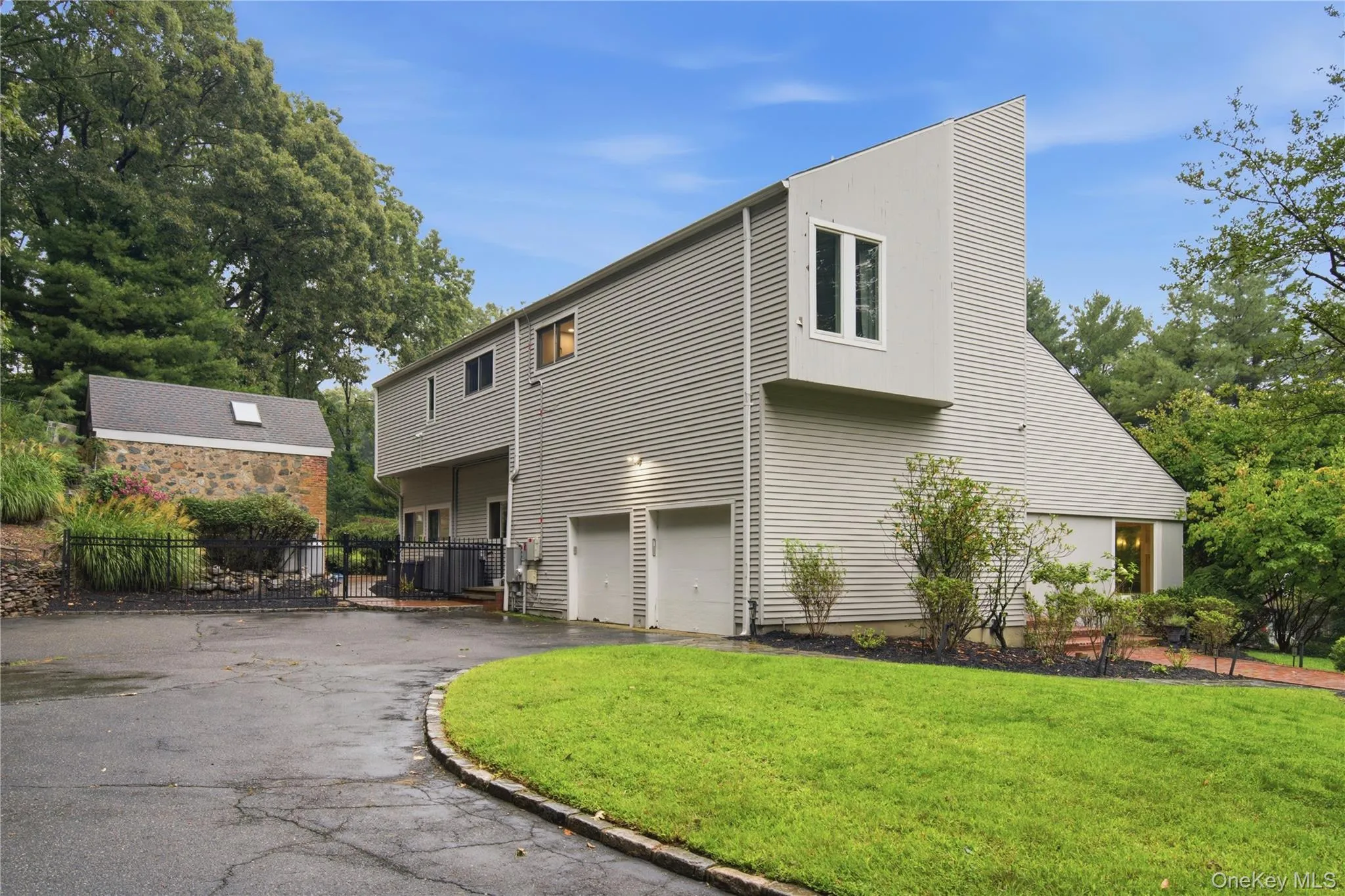 8 Target Rock Road, Huntington, NY, 5 Bedrooms Bedrooms, 9 Rooms Rooms,3 BathroomsBathrooms,Residential Lease,For Rent,Target Rock,0,1049703 8 Target Rock Road, Huntington, NY, 5 Bedrooms Bedrooms, 9 Rooms Rooms,3 BathroomsBathrooms,Residential Lease,For Rent,Target Rock,0,1049703