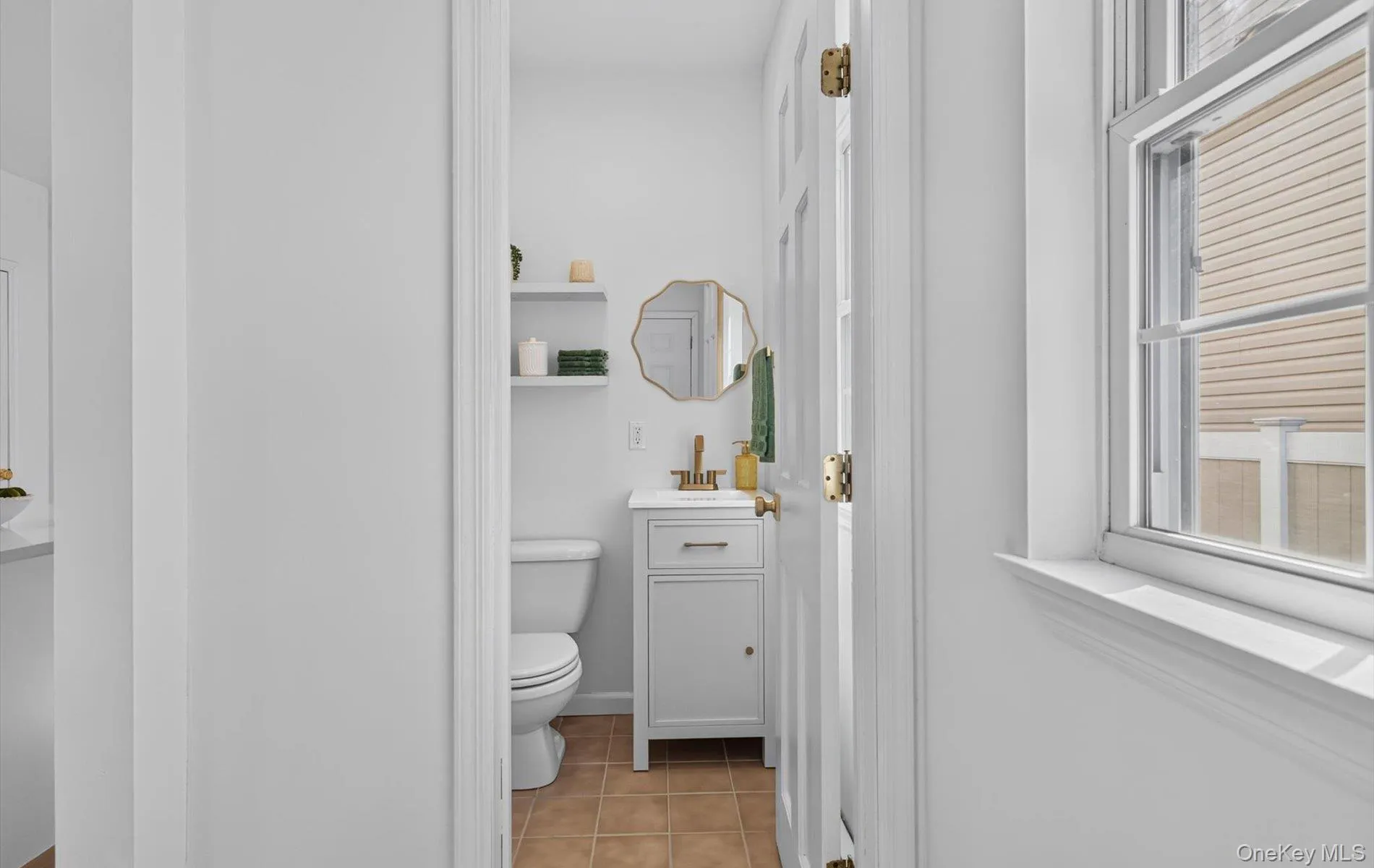 8548 257th Street, New York, NY, 3 Bedrooms Bedrooms, 6 Rooms Rooms,1 BathroomBathrooms,Residential,For Rent,257th,0,1049705 8548 257th Street, New York, NY, 3 Bedrooms Bedrooms, 6 Rooms Rooms,1 BathroomBathrooms,Residential,For Rent,257th,0,1049705