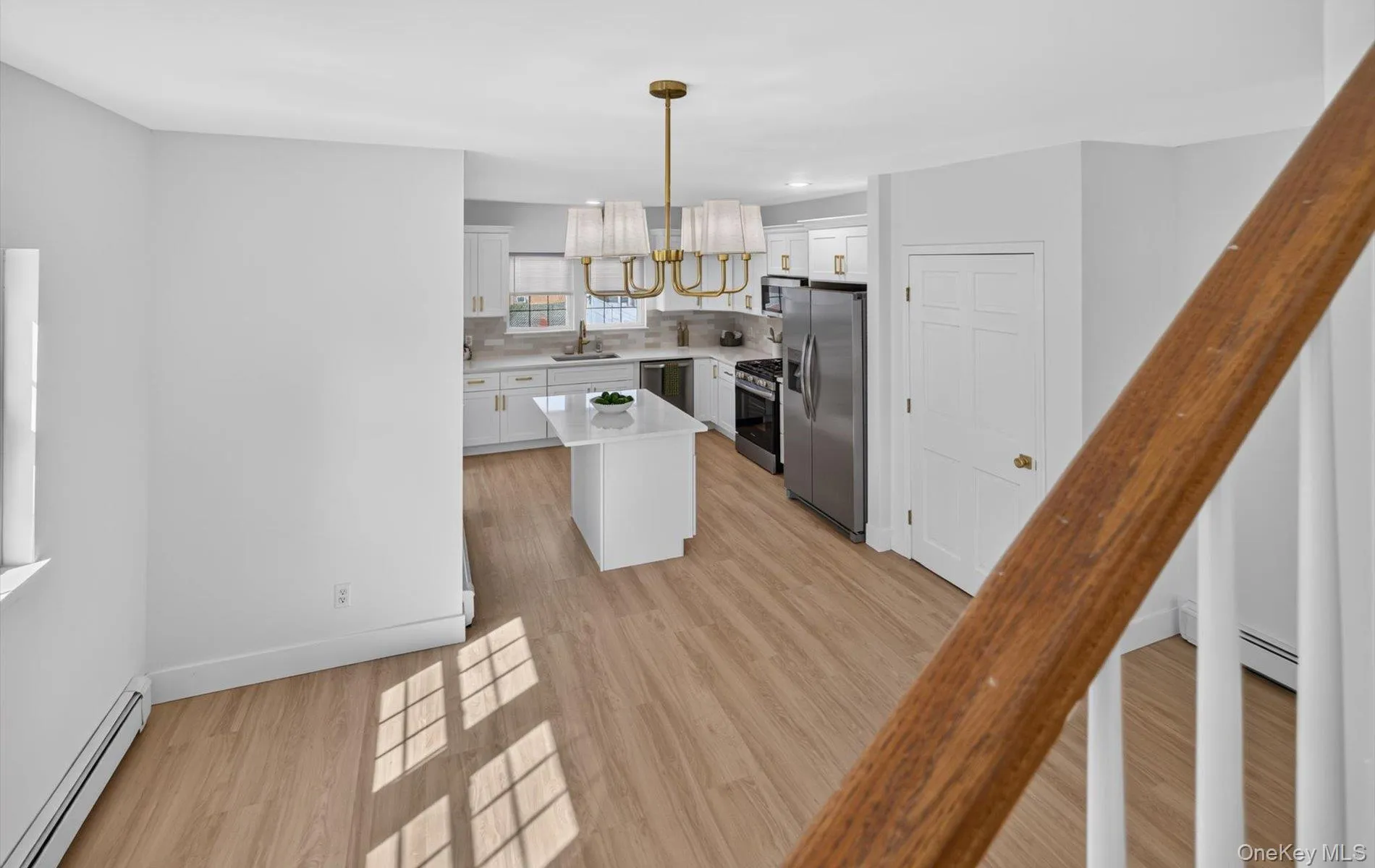 8548 257th Street, New York, NY, 3 Bedrooms Bedrooms, 6 Rooms Rooms,1 BathroomBathrooms,Residential,For Rent,257th,0,1049705 8548 257th Street, New York, NY, 3 Bedrooms Bedrooms, 6 Rooms Rooms,1 BathroomBathrooms,Residential,For Rent,257th,0,1049705