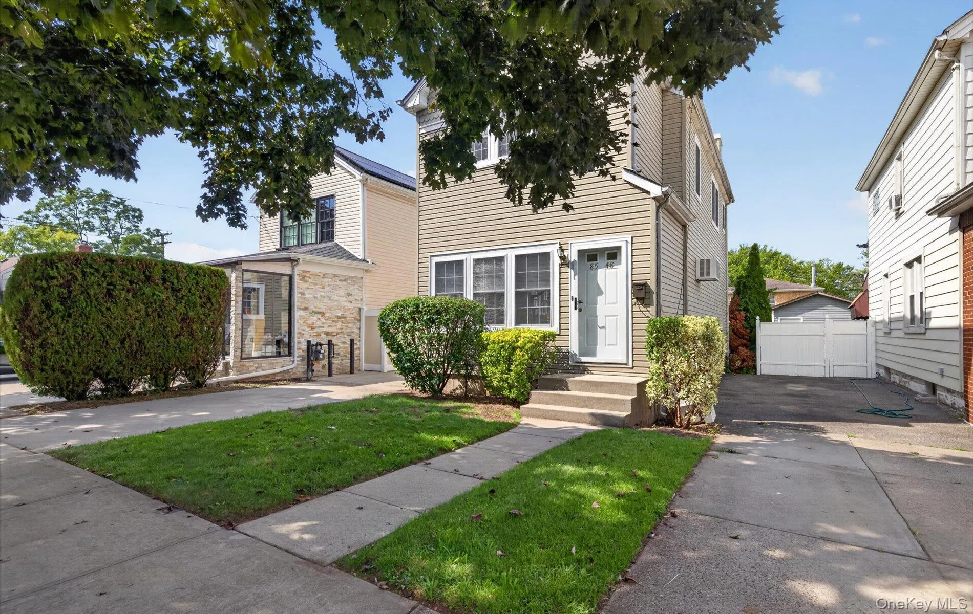 8548 257th Street, New York, NY, 3 Bedrooms Bedrooms, 6 Rooms Rooms,1 BathroomBathrooms,Residential,For Rent,257th,0,1049705 8548 257th Street, New York, NY, 3 Bedrooms Bedrooms, 6 Rooms Rooms,1 BathroomBathrooms,Residential,For Rent,257th,0,1049705