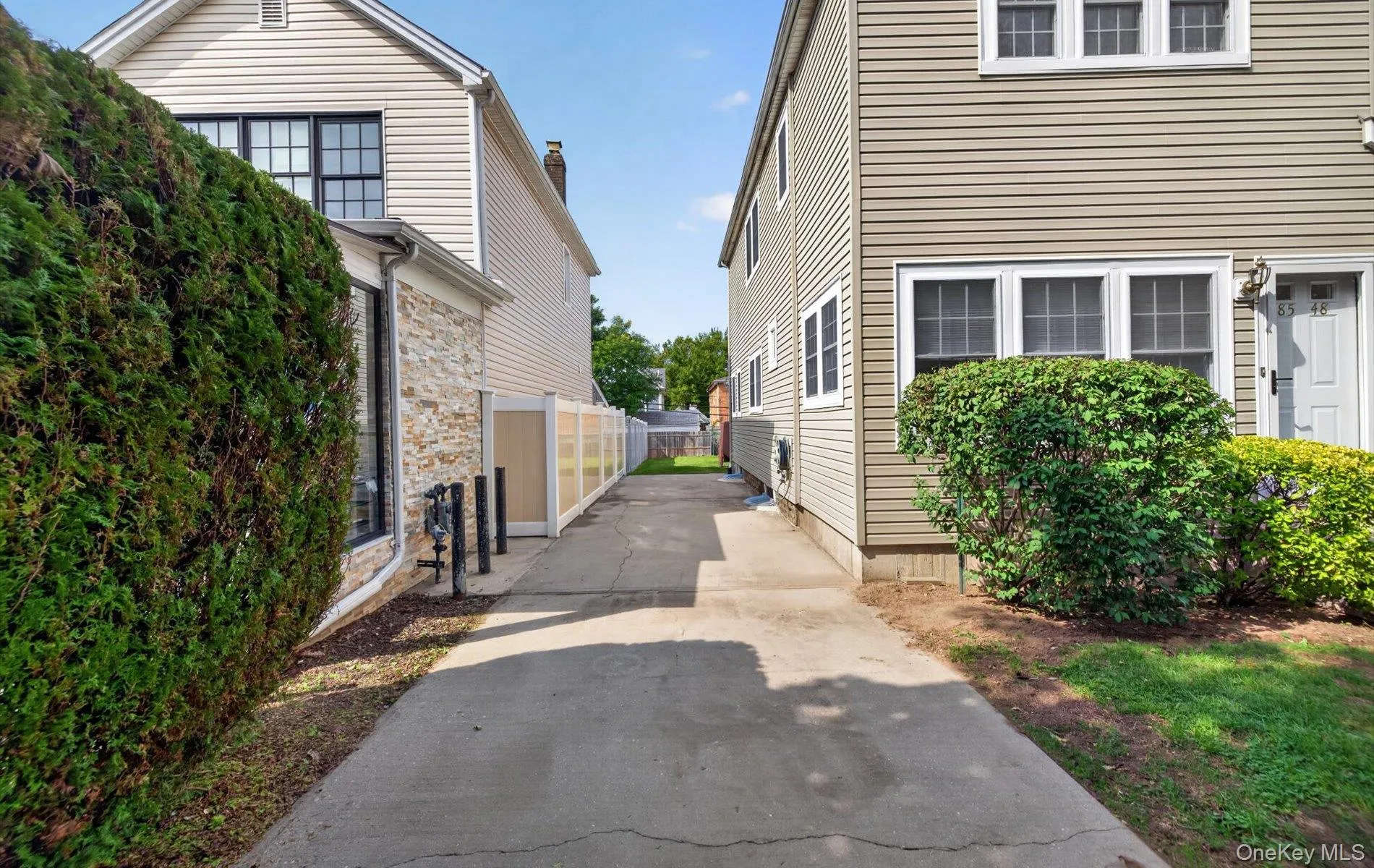 8548 257th Street, New York, NY, 3 Bedrooms Bedrooms, 6 Rooms Rooms,1 BathroomBathrooms,Residential,For Rent,257th,0,1049705 8548 257th Street, New York, NY, 3 Bedrooms Bedrooms, 6 Rooms Rooms,1 BathroomBathrooms,Residential,For Rent,257th,0,1049705