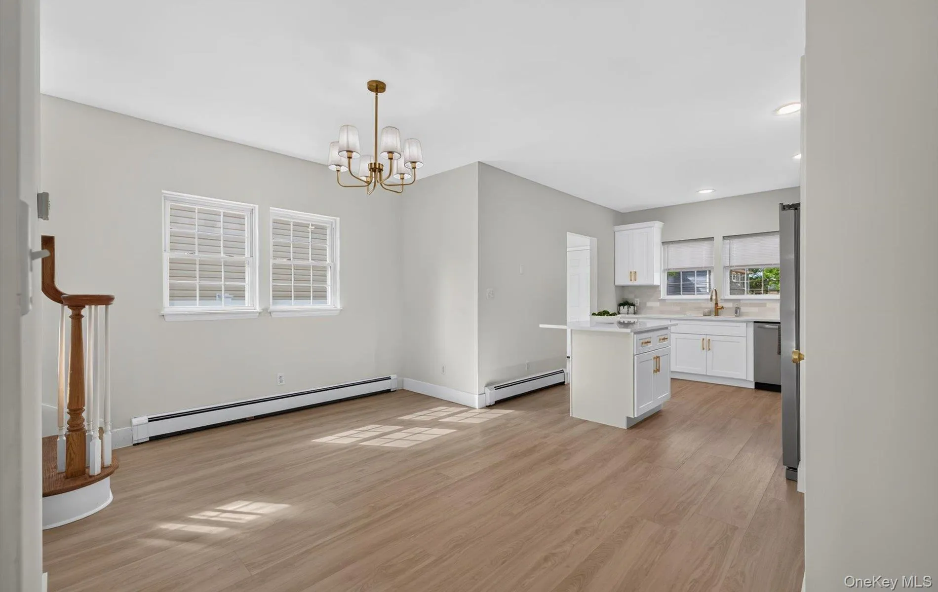 8548 257th Street, New York, NY, 3 Bedrooms Bedrooms, 6 Rooms Rooms,1 BathroomBathrooms,Residential,For Rent,257th,0,1049705 8548 257th Street, New York, NY, 3 Bedrooms Bedrooms, 6 Rooms Rooms,1 BathroomBathrooms,Residential,For Rent,257th,0,1049705
