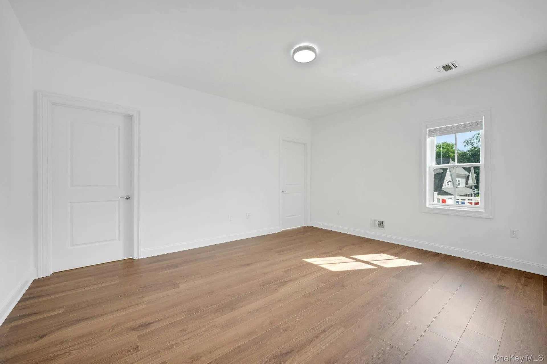 402 Main Street, North Castle, NY, 1 Bedroom Bedrooms, 3 Rooms Rooms,1 BathroomBathrooms,Residential Lease,For Rent,Main,0,1049706 402 Main Street, North Castle, NY, 1 Bedroom Bedrooms, 3 Rooms Rooms,1 BathroomBathrooms,Residential Lease,For Rent,Main,0,1049706