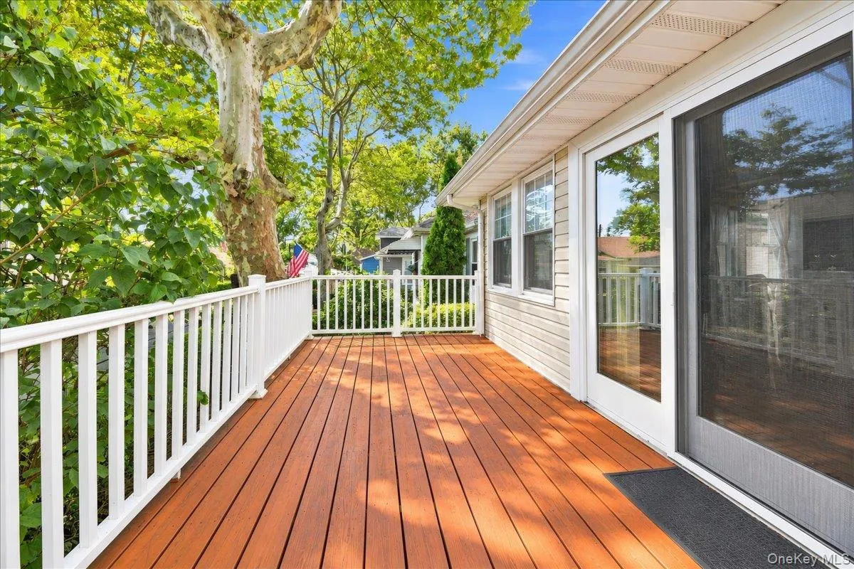 30 Chaffee, New York, NY, 3 Bedrooms Bedrooms, 7 Rooms Rooms,2 BathroomsBathrooms,Residential,For Rent,Chaffee,0,1049710 30 Chaffee, New York, NY, 3 Bedrooms Bedrooms, 7 Rooms Rooms,2 BathroomsBathrooms,Residential,For Rent,Chaffee,0,1049710