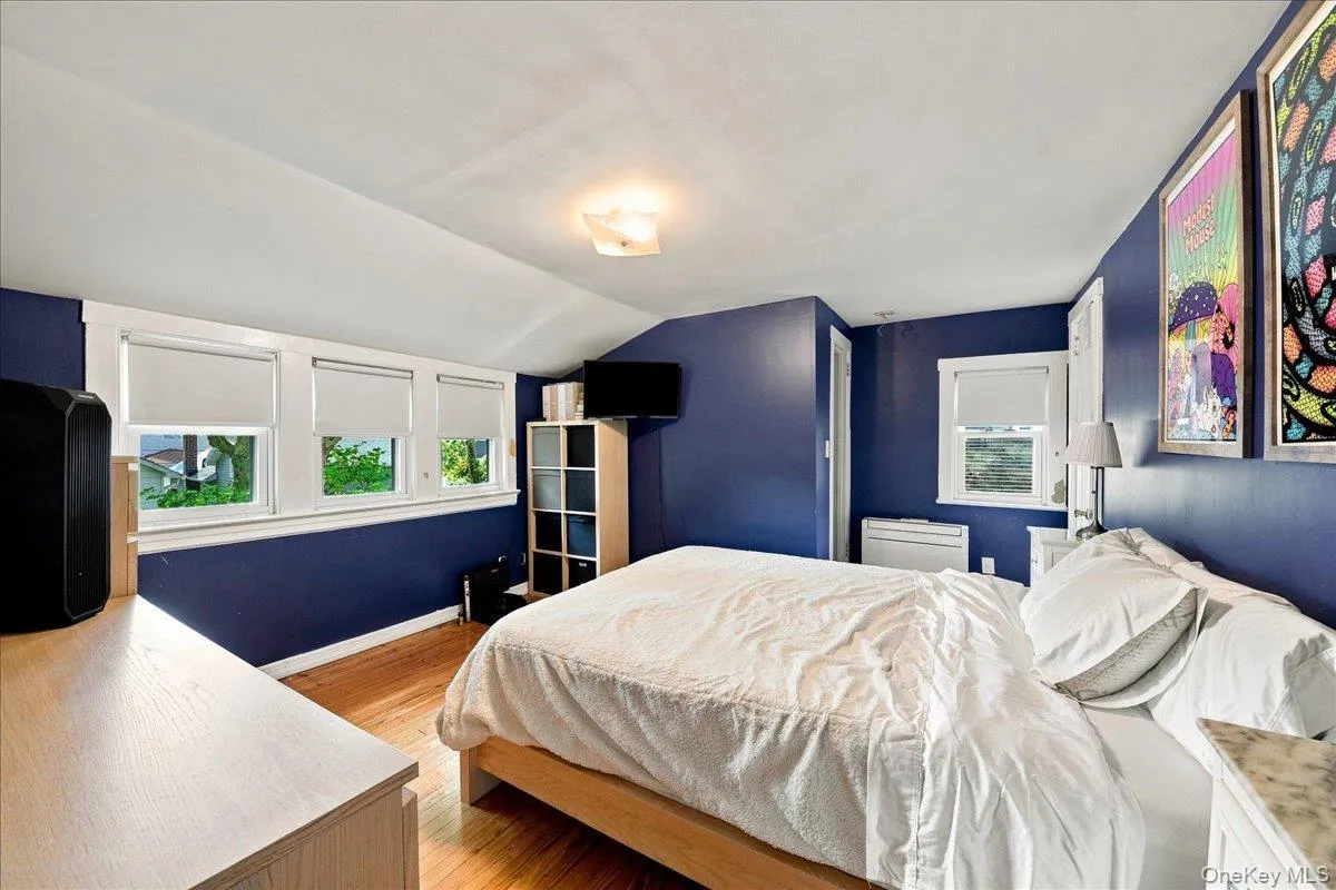 30 Chaffee, New York, NY, 3 Bedrooms Bedrooms, 7 Rooms Rooms,2 BathroomsBathrooms,Residential,For Rent,Chaffee,0,1049710 30 Chaffee, New York, NY, 3 Bedrooms Bedrooms, 7 Rooms Rooms,2 BathroomsBathrooms,Residential,For Rent,Chaffee,0,1049710