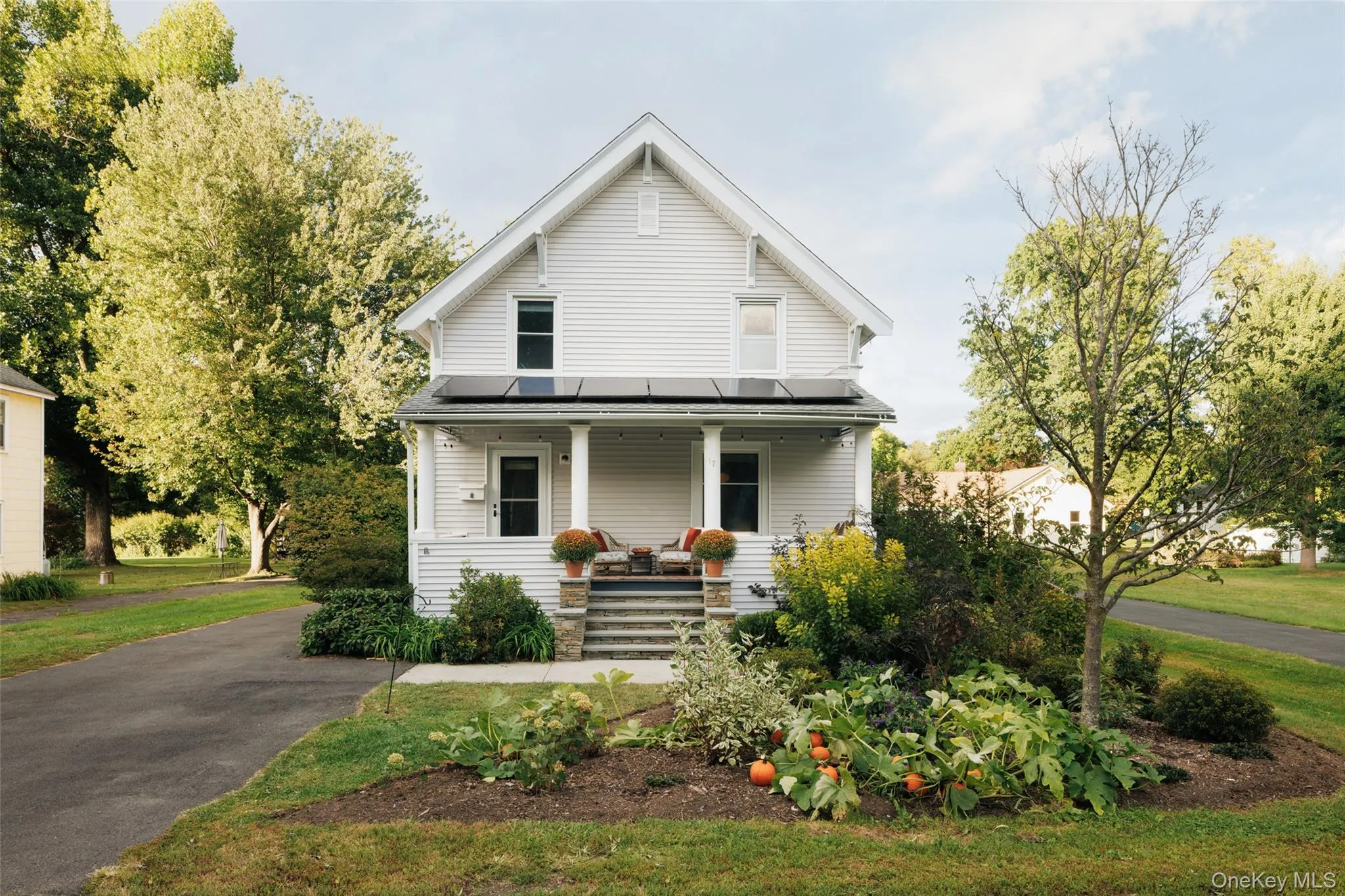 17 Garden Street, Red Hook, NY, 3 Bedrooms Bedrooms, 7 Rooms Rooms,2 BathroomsBathrooms,Residential,For Rent,Garden,0,1049714 17 Garden Street, Red Hook, NY, 3 Bedrooms Bedrooms, 7 Rooms Rooms,2 BathroomsBathrooms,Residential,For Rent,Garden,0,1049714