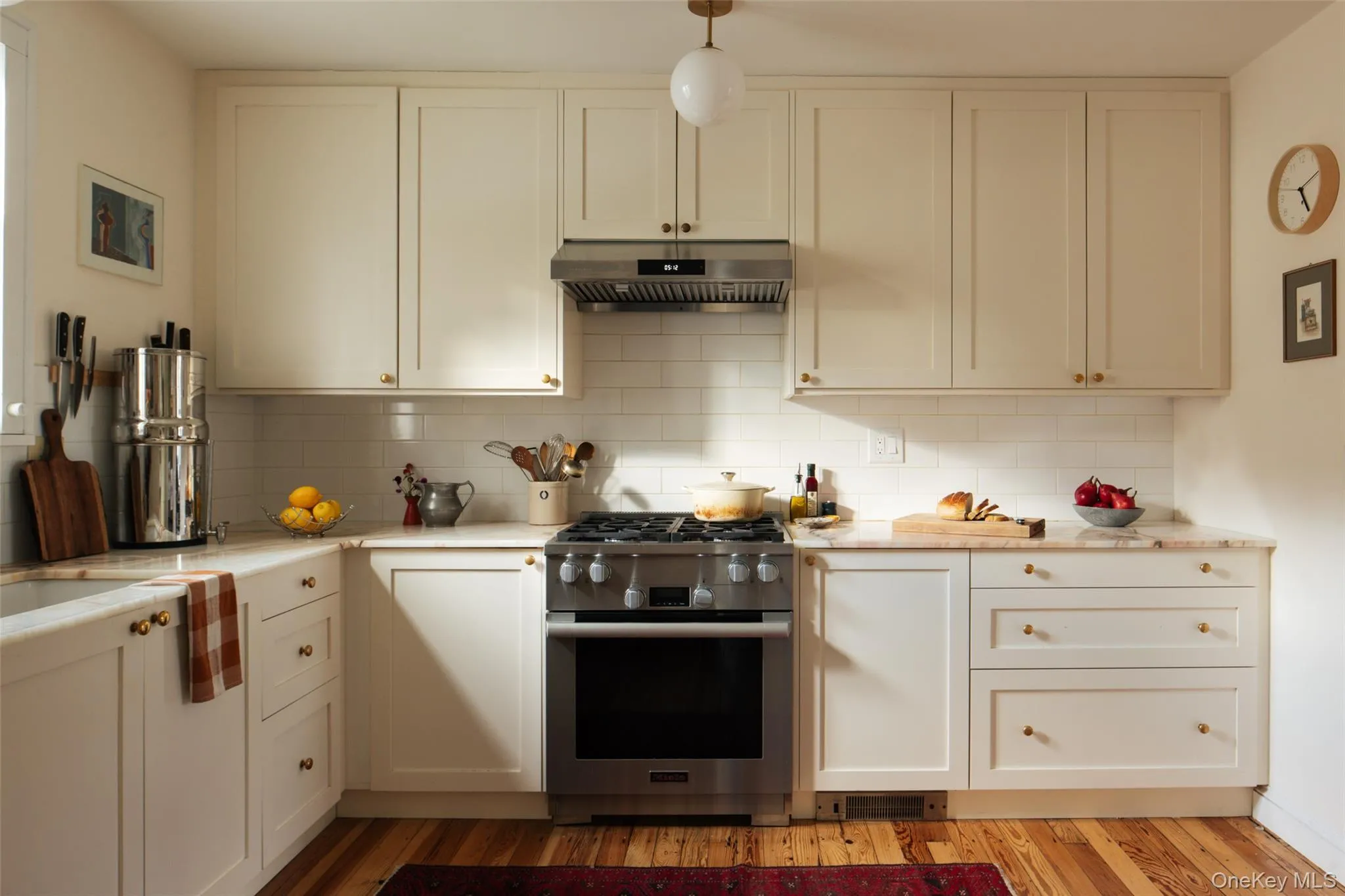 17 Garden Street, Red Hook, NY, 3 Bedrooms Bedrooms, 7 Rooms Rooms,2 BathroomsBathrooms,Residential,For Rent,Garden,0,1049714 17 Garden Street, Red Hook, NY, 3 Bedrooms Bedrooms, 7 Rooms Rooms,2 BathroomsBathrooms,Residential,For Rent,Garden,0,1049714