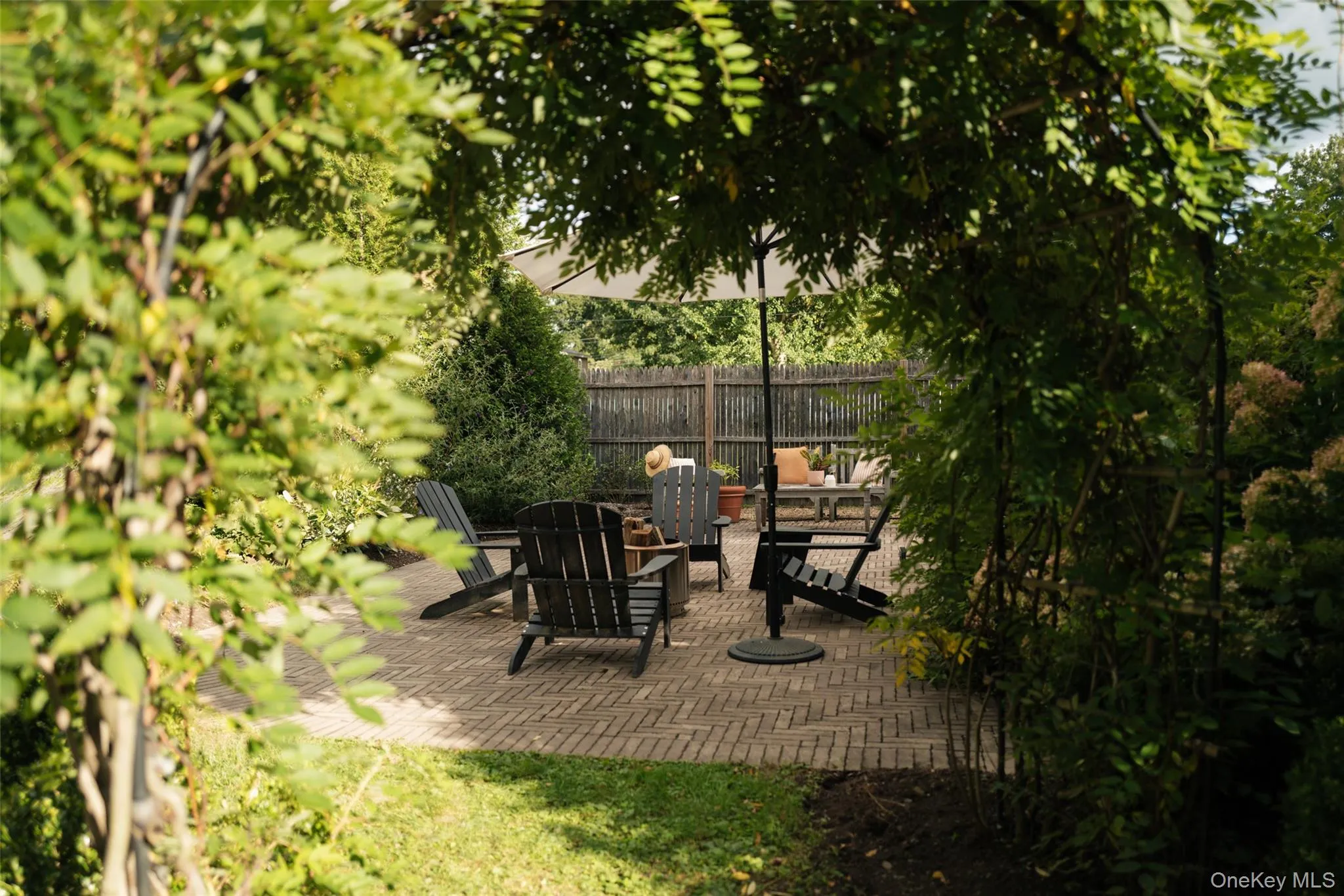 17 Garden Street, Red Hook, NY, 3 Bedrooms Bedrooms, 7 Rooms Rooms,2 BathroomsBathrooms,Residential,For Rent,Garden,0,1049714 17 Garden Street, Red Hook, NY, 3 Bedrooms Bedrooms, 7 Rooms Rooms,2 BathroomsBathrooms,Residential,For Rent,Garden,0,1049714