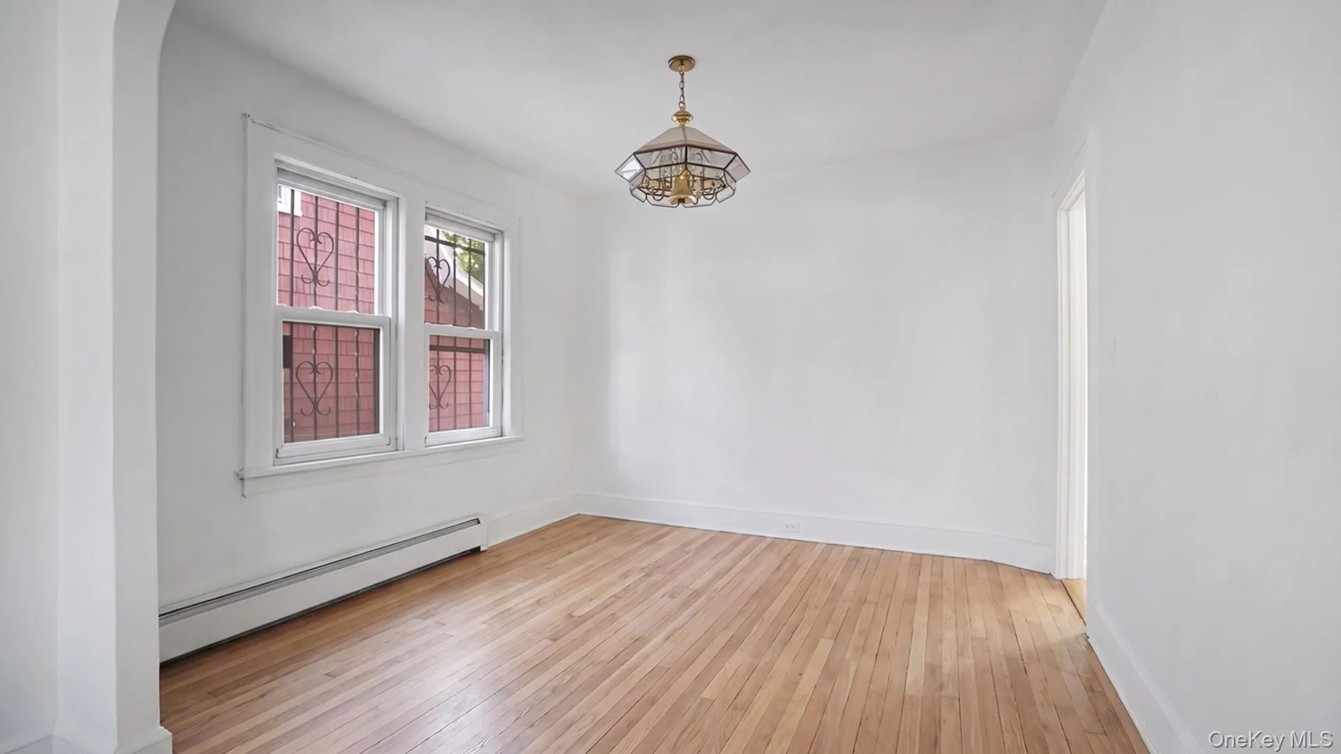 6 Johnson Street, Mount Vernon, NY, 3 Bedrooms Bedrooms, 5 Rooms Rooms,2 BathroomsBathrooms,Residential,For Rent,Johnson,0,1049715 6 Johnson Street, Mount Vernon, NY, 3 Bedrooms Bedrooms, 5 Rooms Rooms,2 BathroomsBathrooms,Residential,For Rent,Johnson,0,1049715